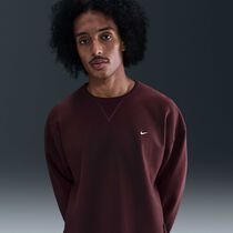 نايكي سولو سووش