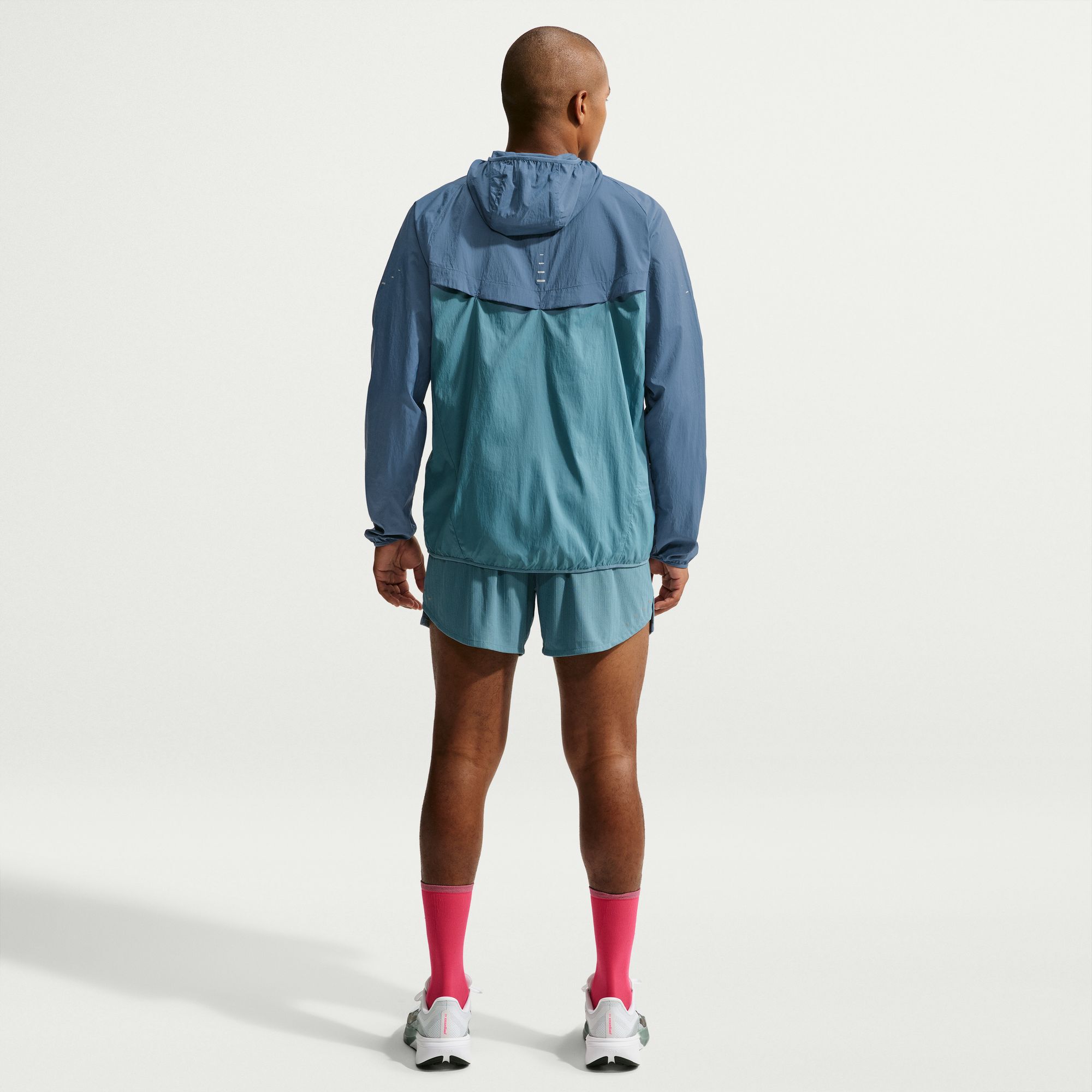 Nike Stride image number 1