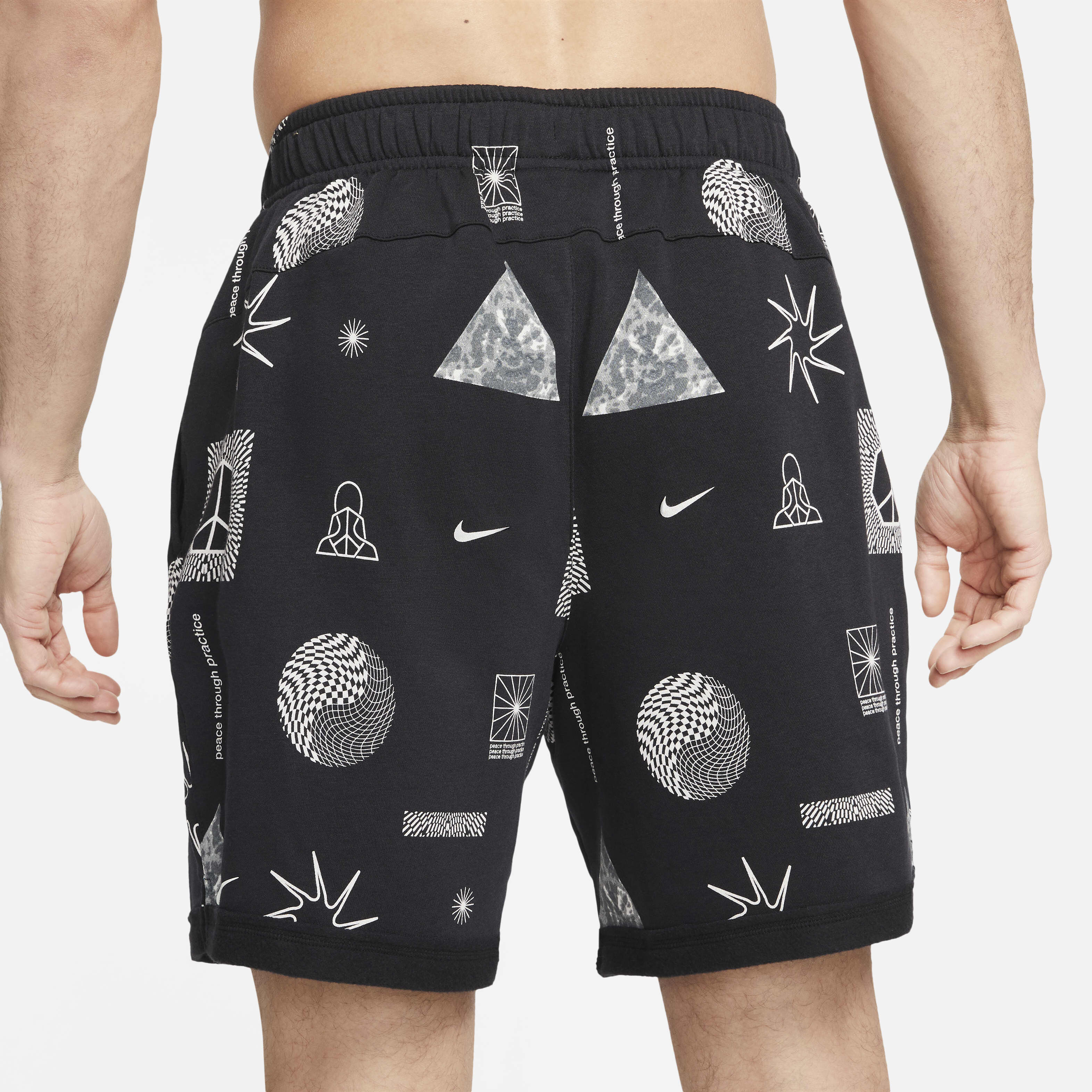 Nike Yoga Therma-FIT image number 2