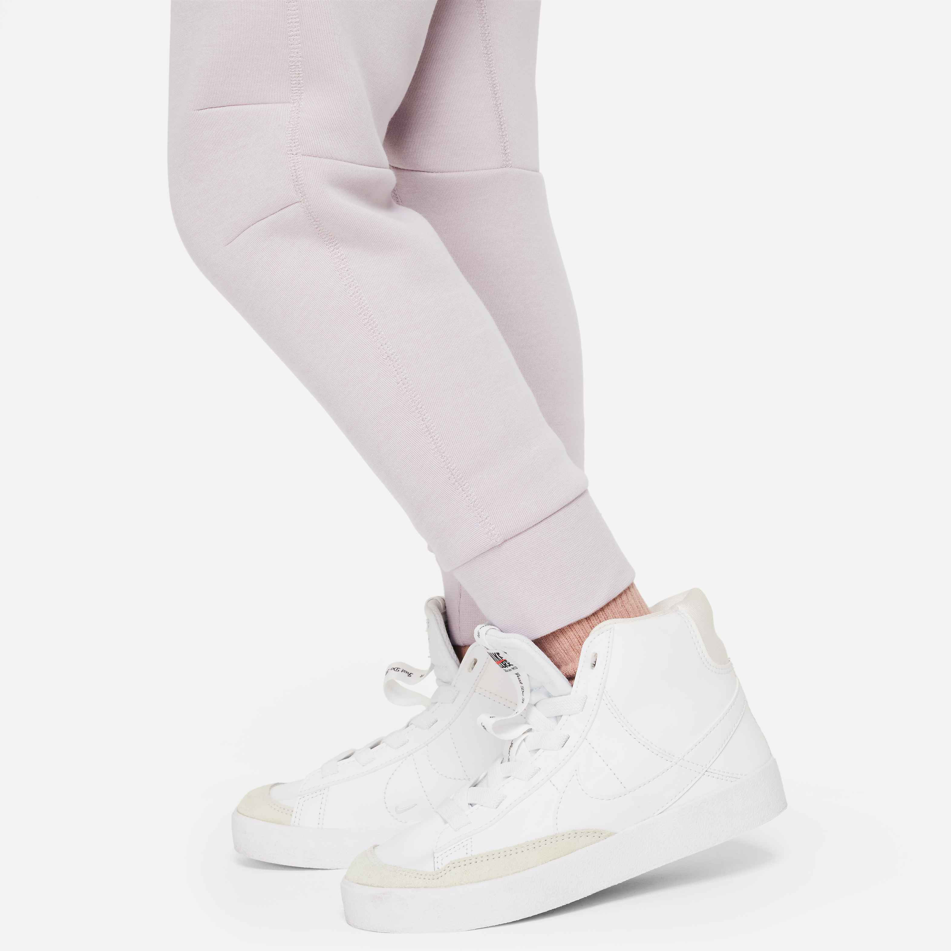 طقم نايكي سبورتسوير تك فليس بسحاب كامل image number 10