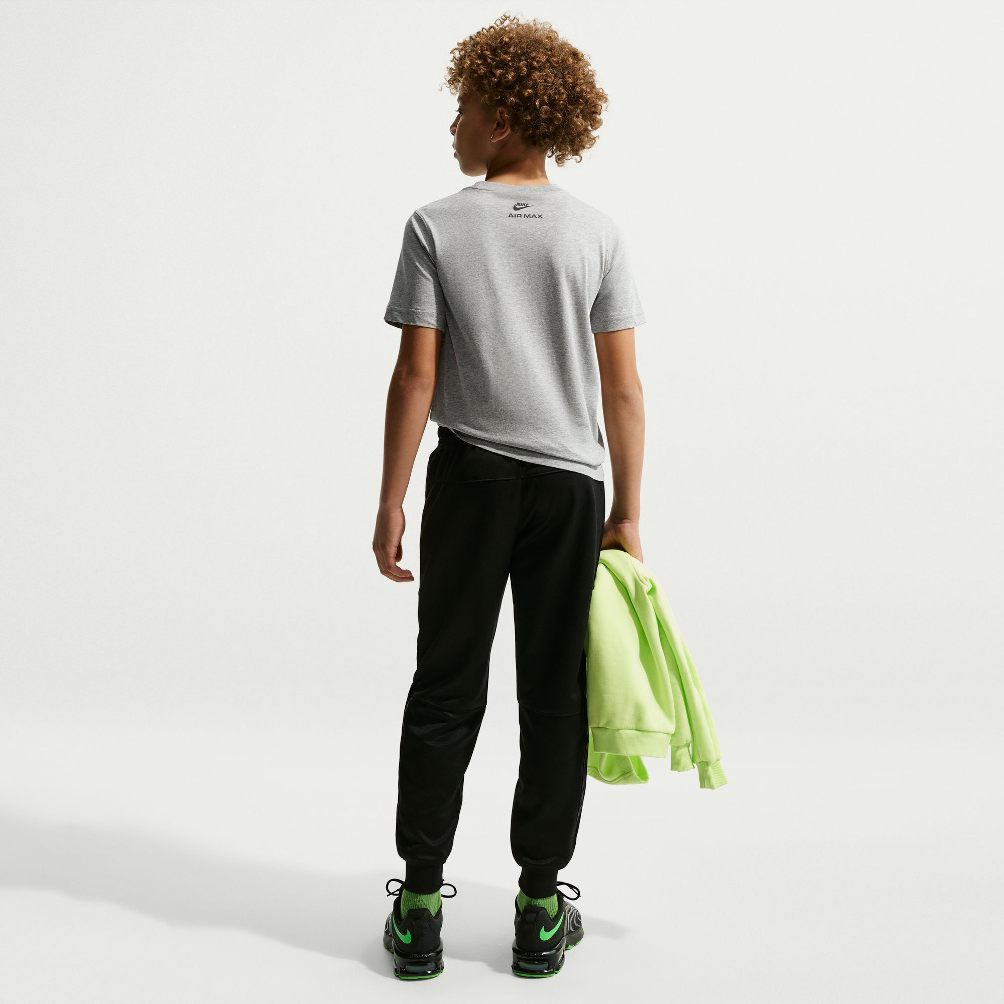 نايكي سبورتسوير image number 1