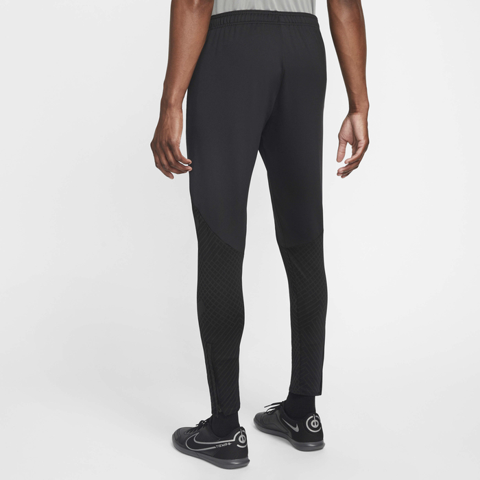 برشلونة سترايك image number 1 برشلونة سترايك image number 1