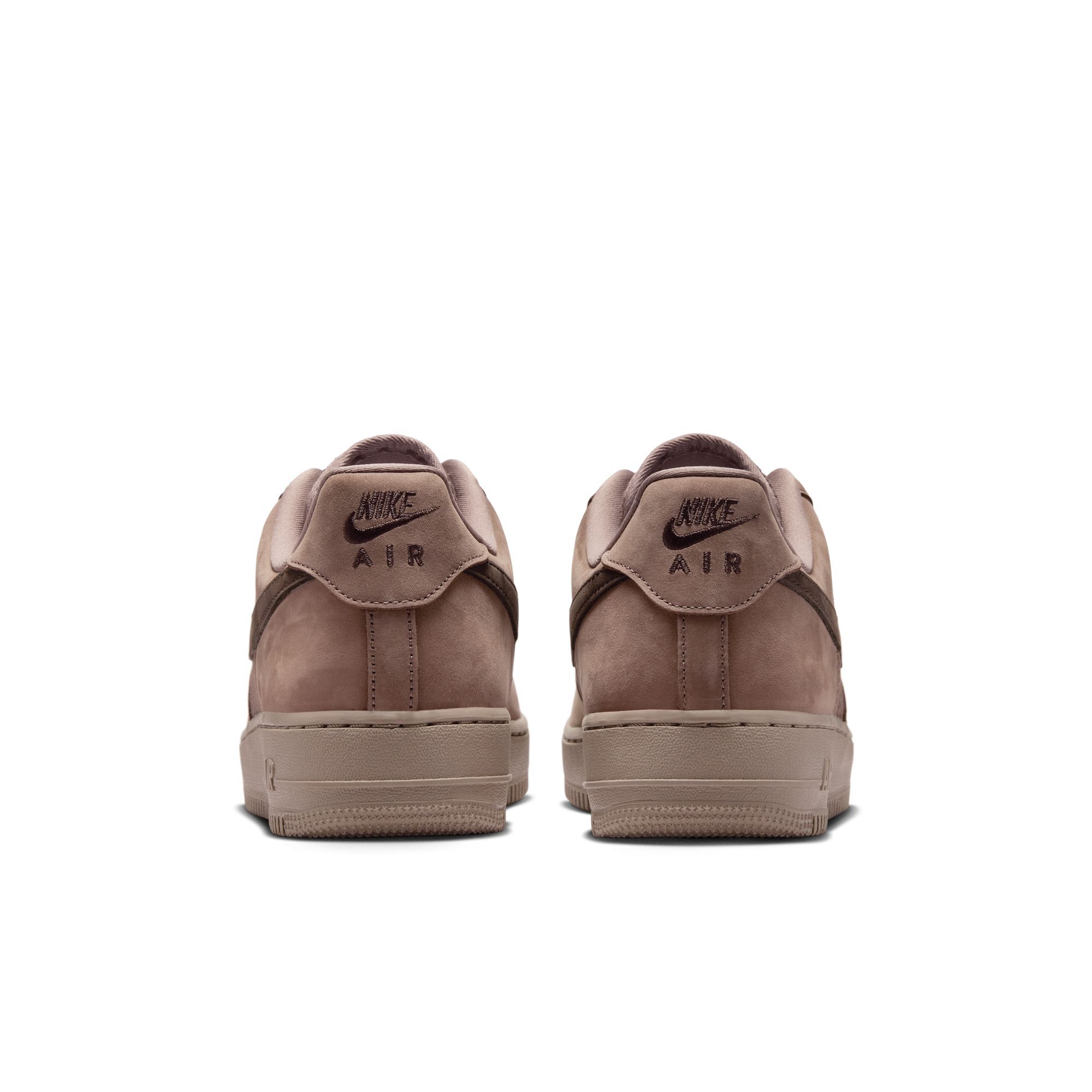 Nike Air Force 1 '07 LV8 image number 1