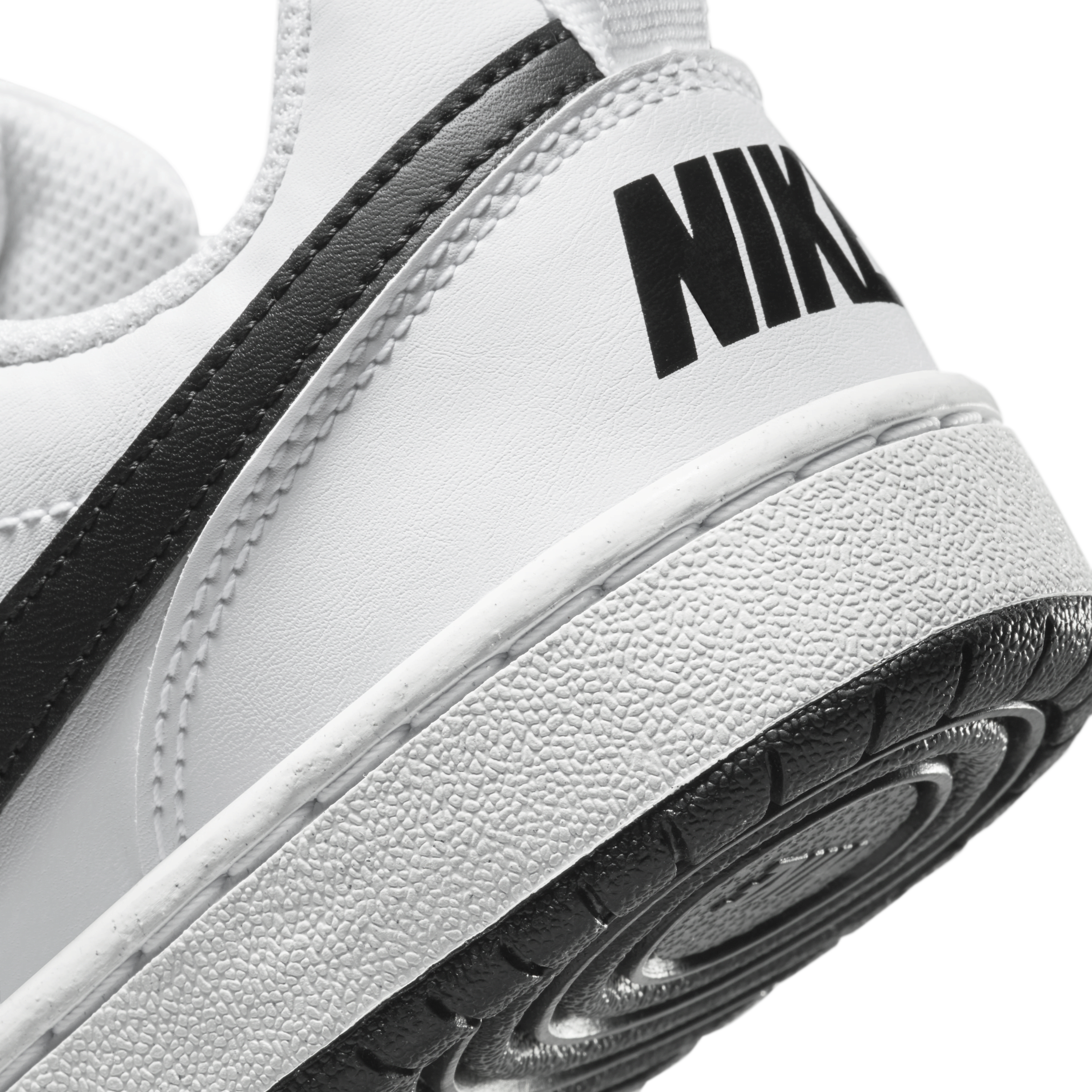 tênis nike sportswear court borough low