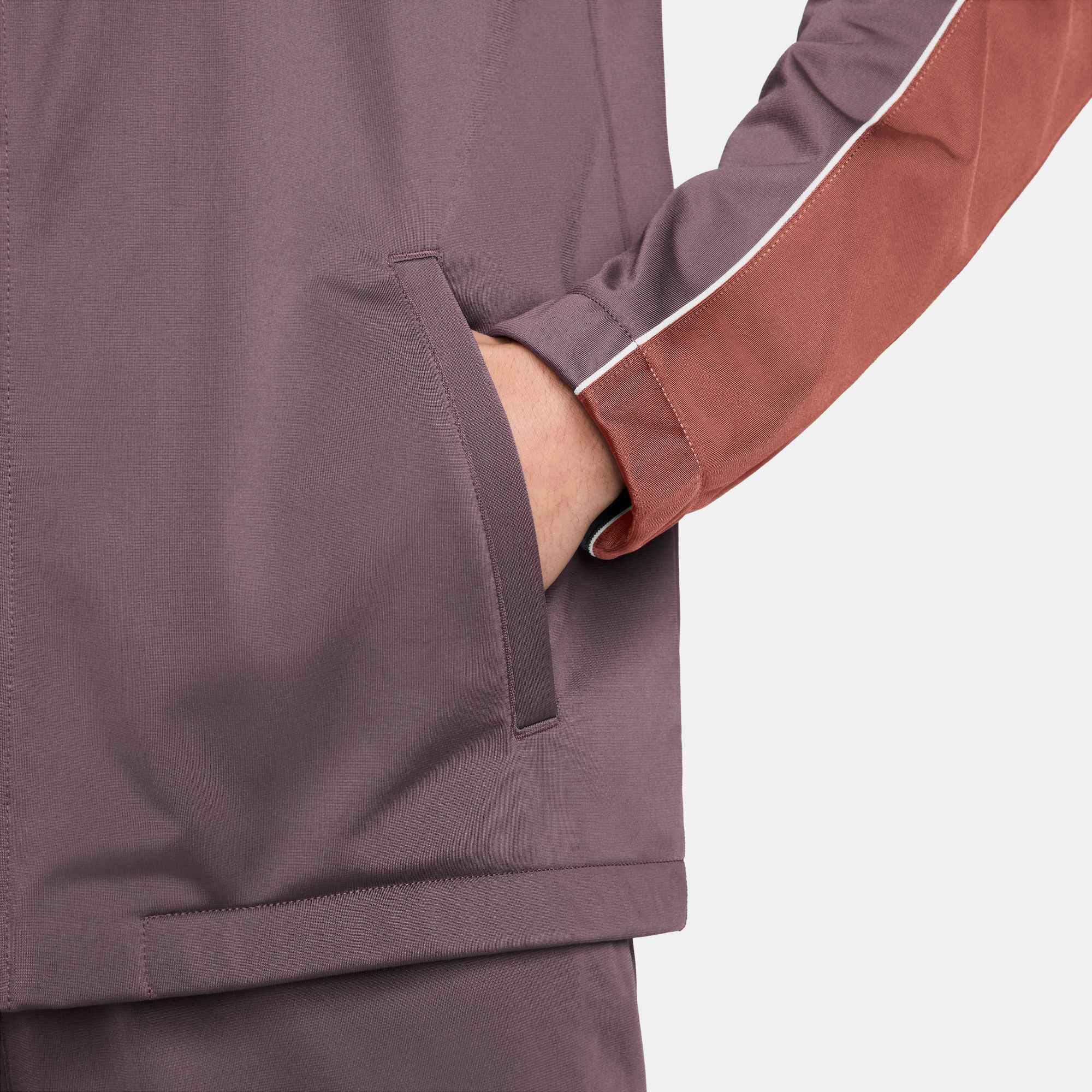 Nike Sportswear Club image number 2