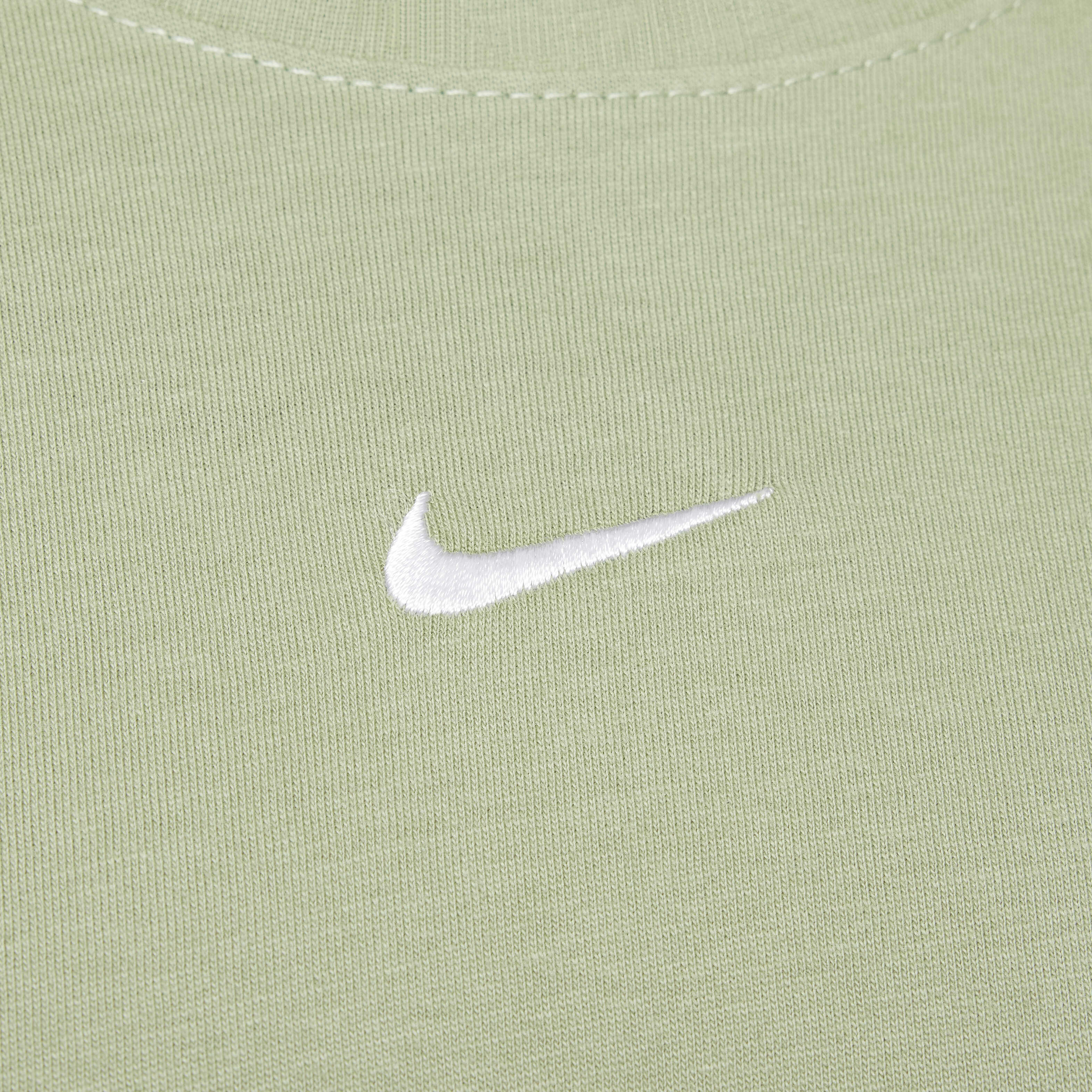 Nike Sportswear Essential image number 3