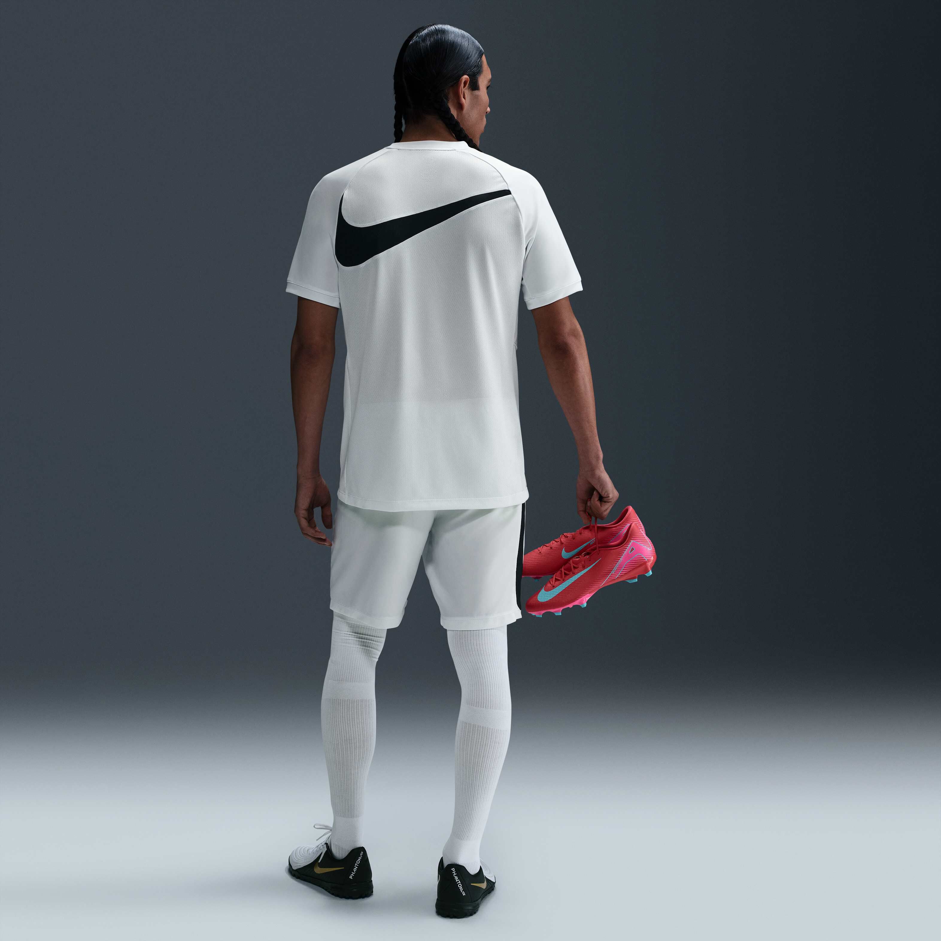 Nike Academy image number 4