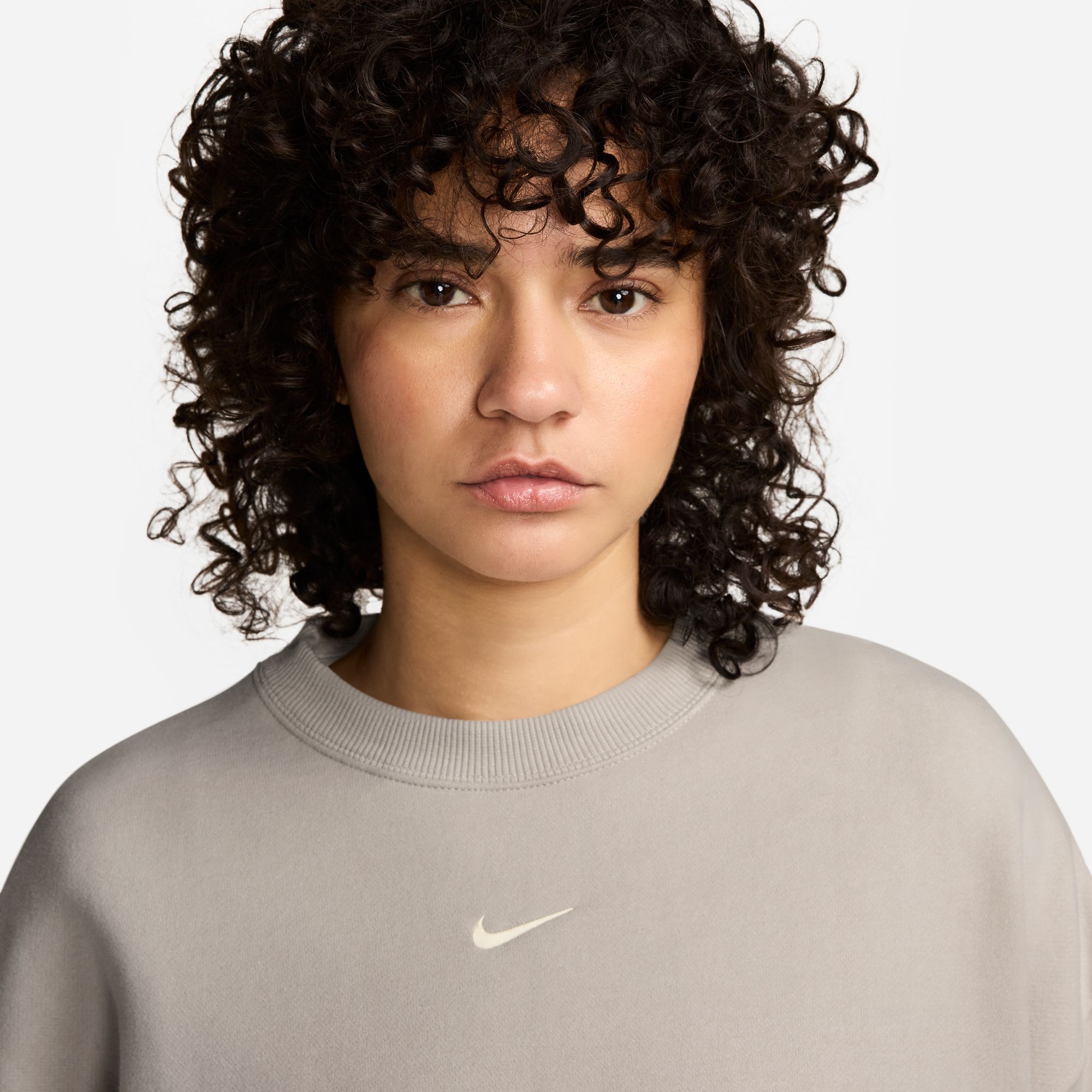 Nike Studio Fleece Medium Weight image number 2
