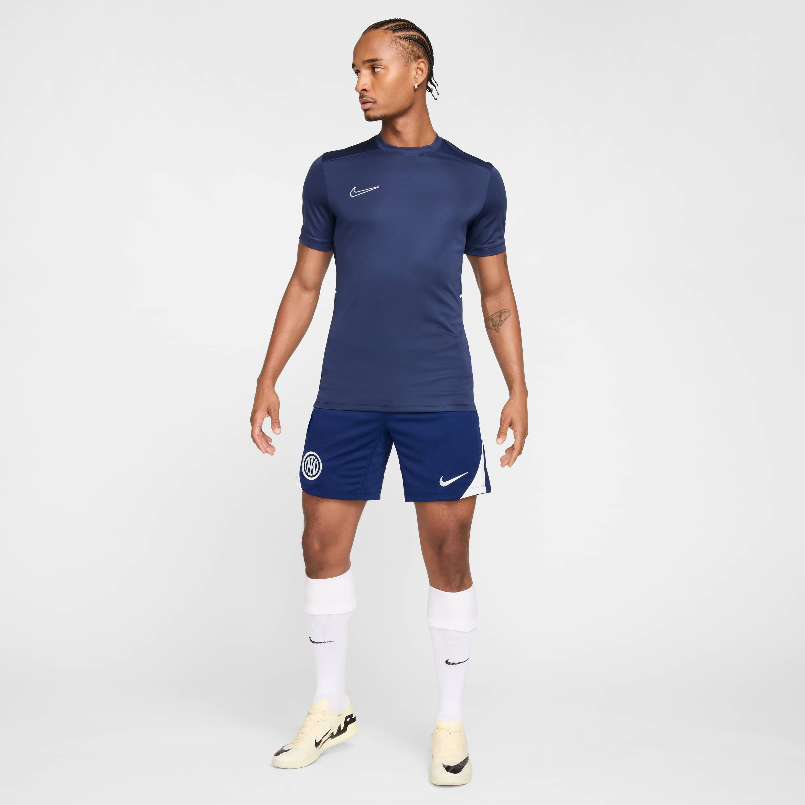 Inter Milan Strike image number 7