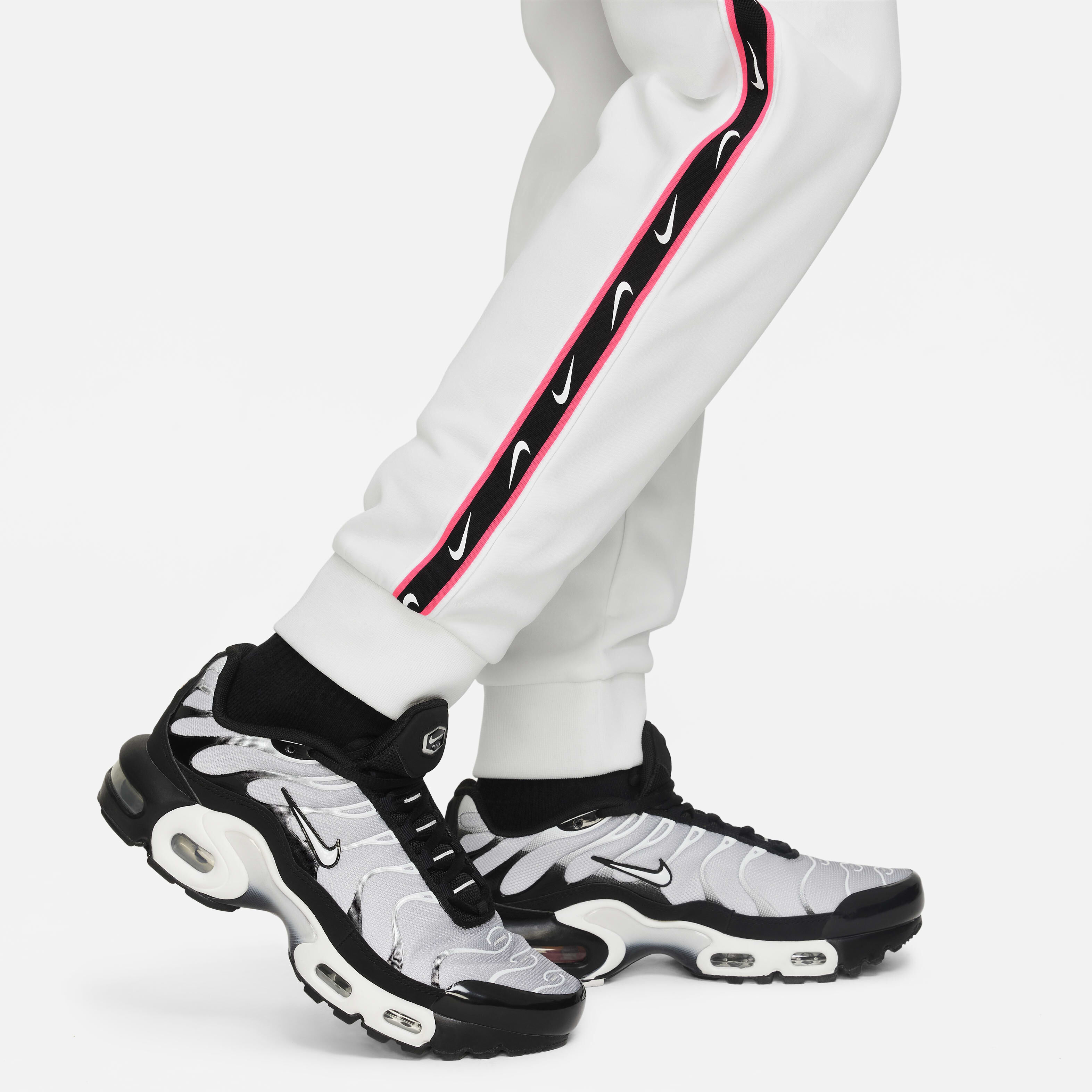 Nike Sportswear Repeat image number 6