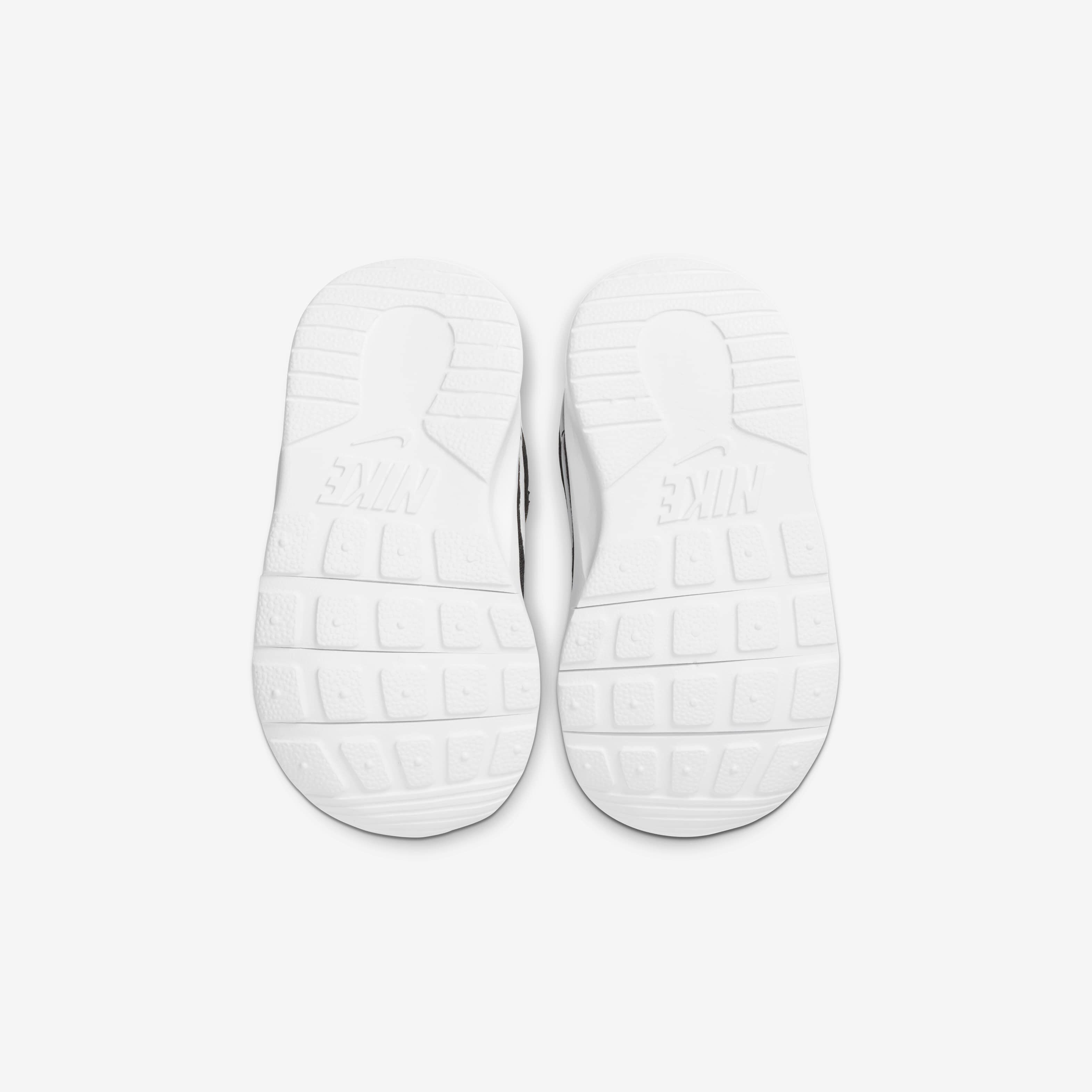 نايكي تانجون image number 1