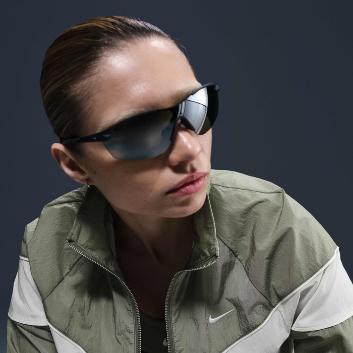 Nike Windrunner image number 2 Nike Windrunner image number 2