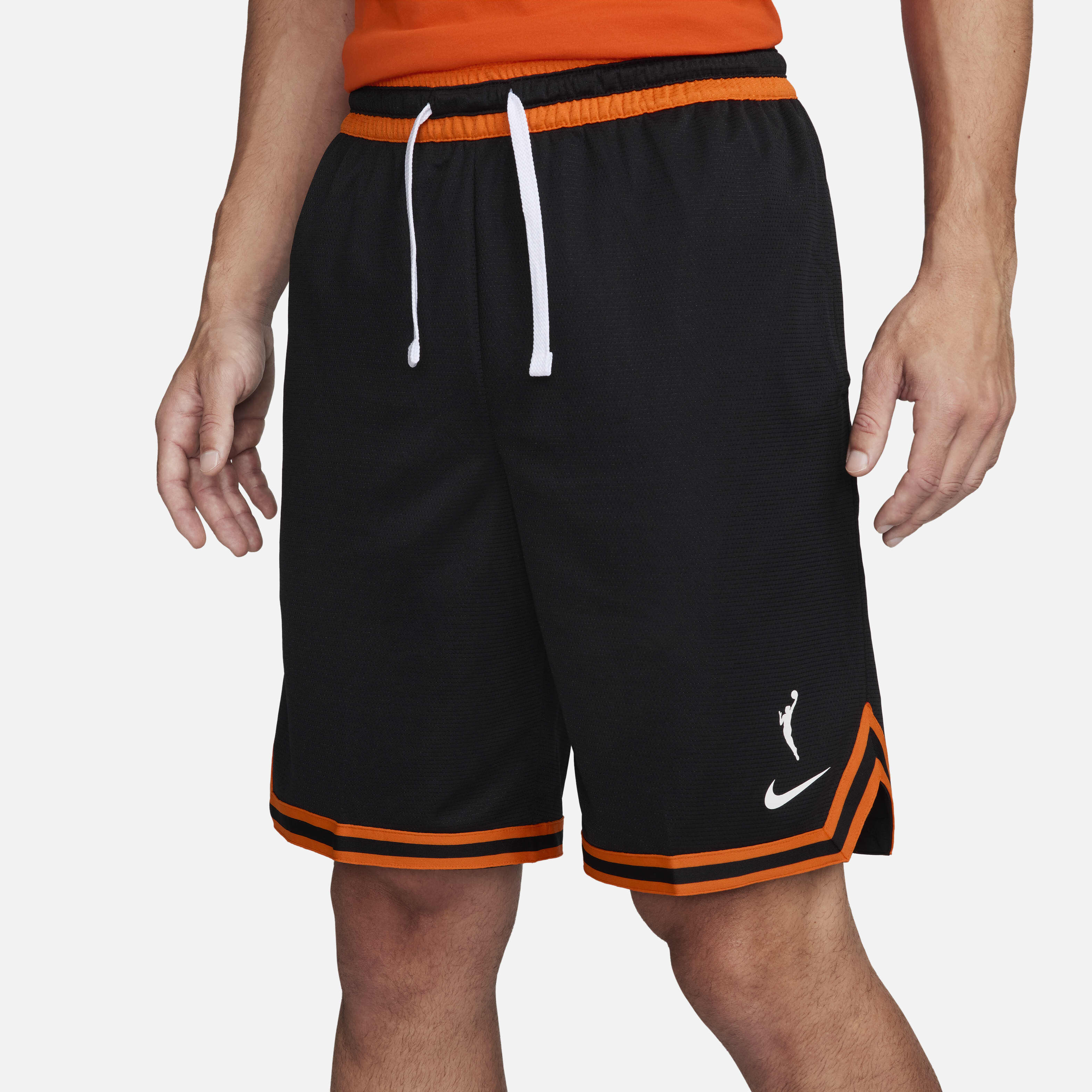 Team 13 Courtside image number 1