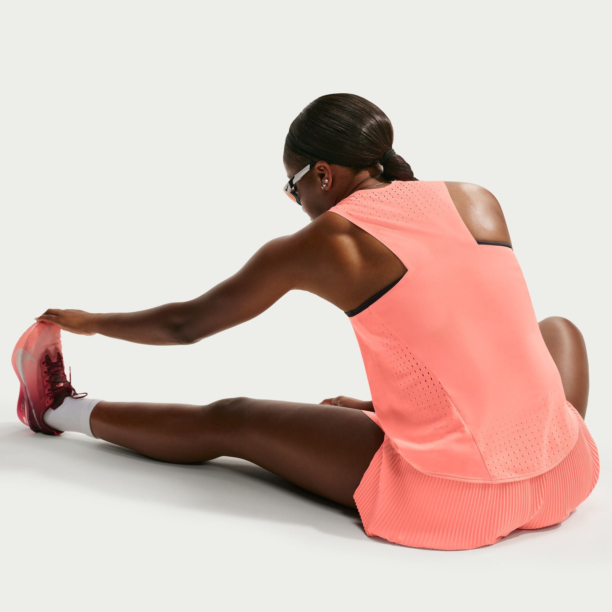Nike AeroSwift image number 3