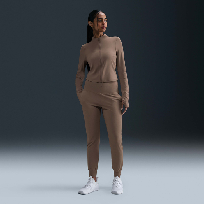 Nike Zenvy image number 3 Nike Zenvy image number 3