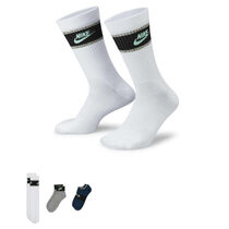 Nike Everyday Essentials
