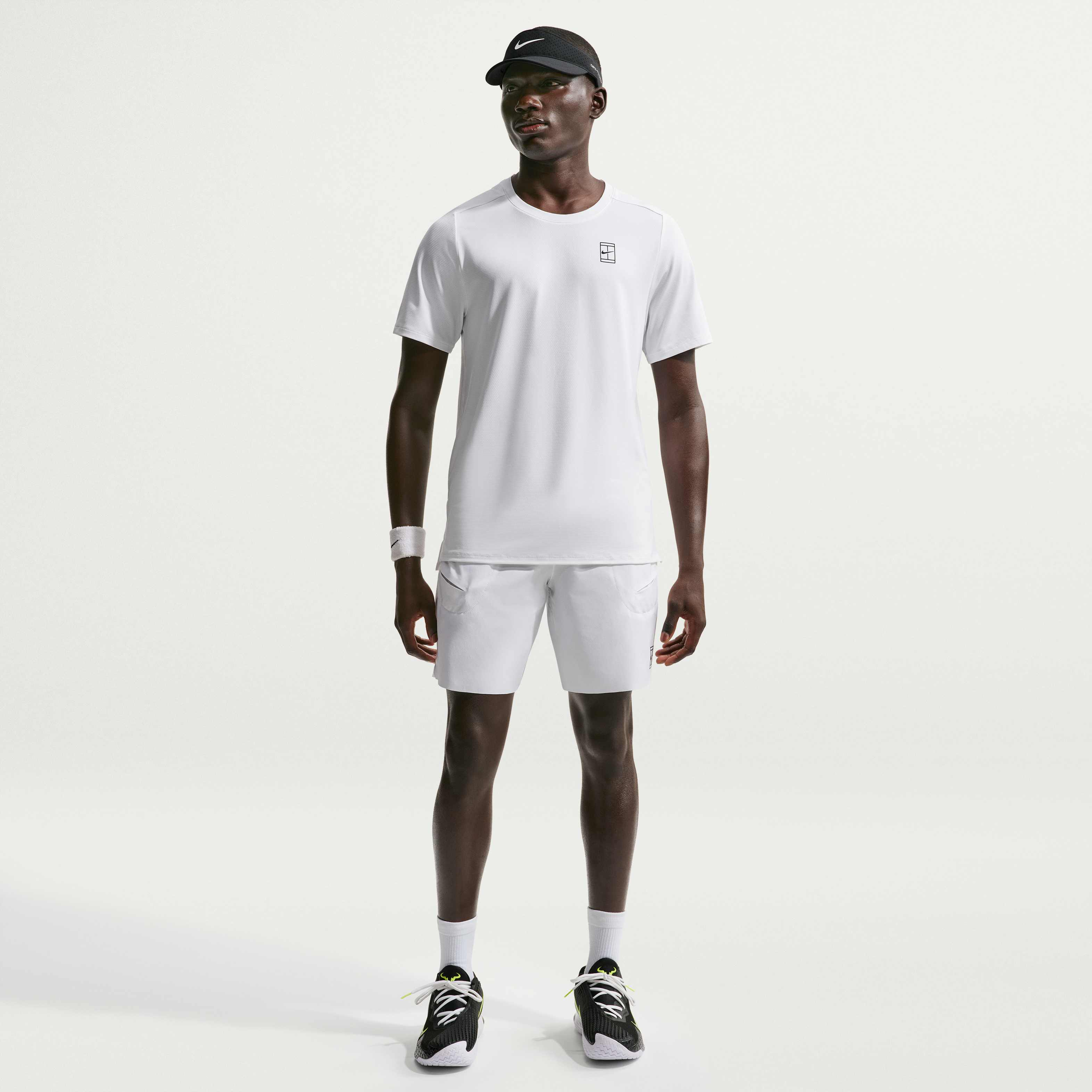 NikeCourt Advantage image number 3