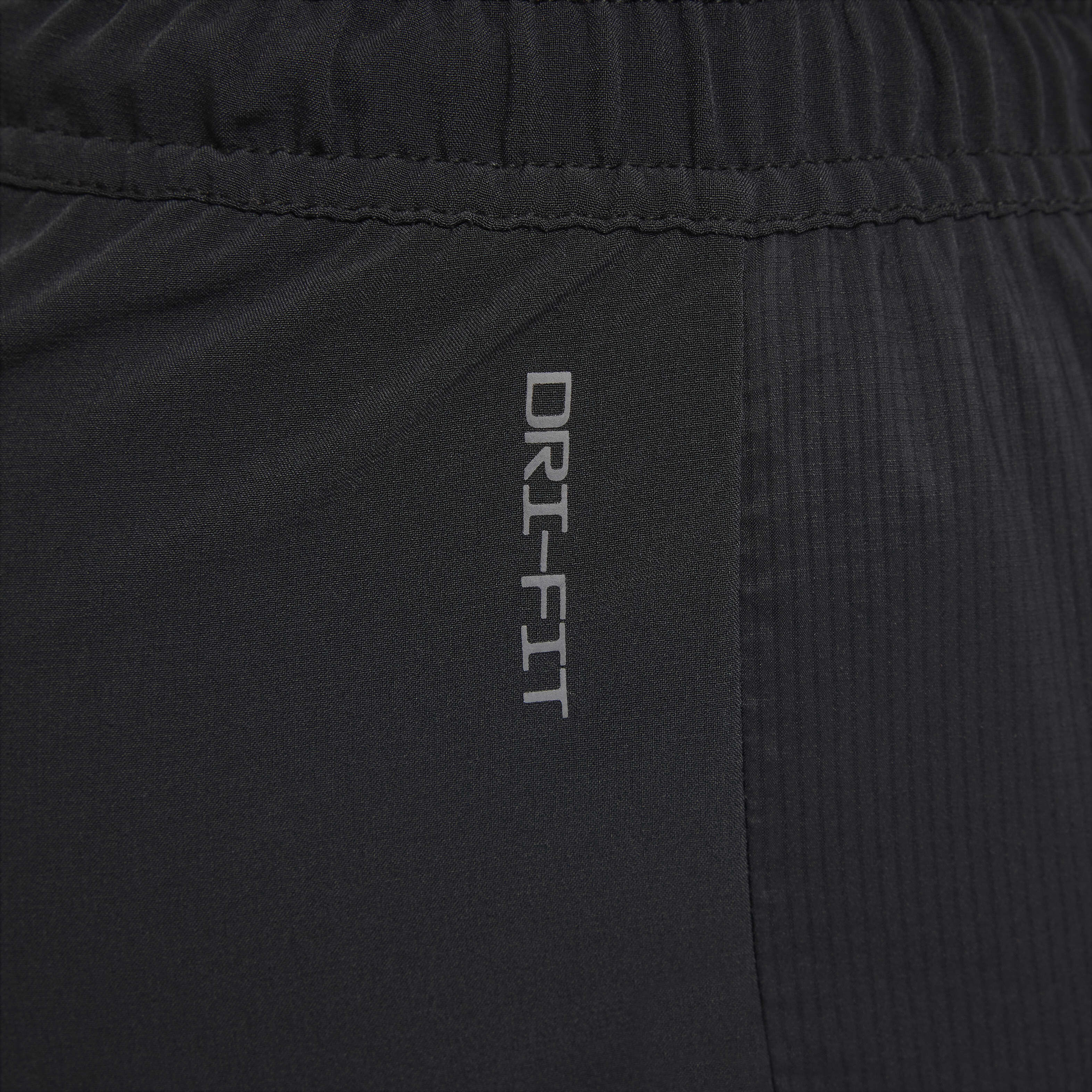 Nike Phenom Running Division image number 3