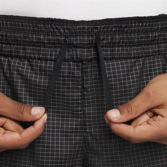 Nike tech sales pack grid shorts