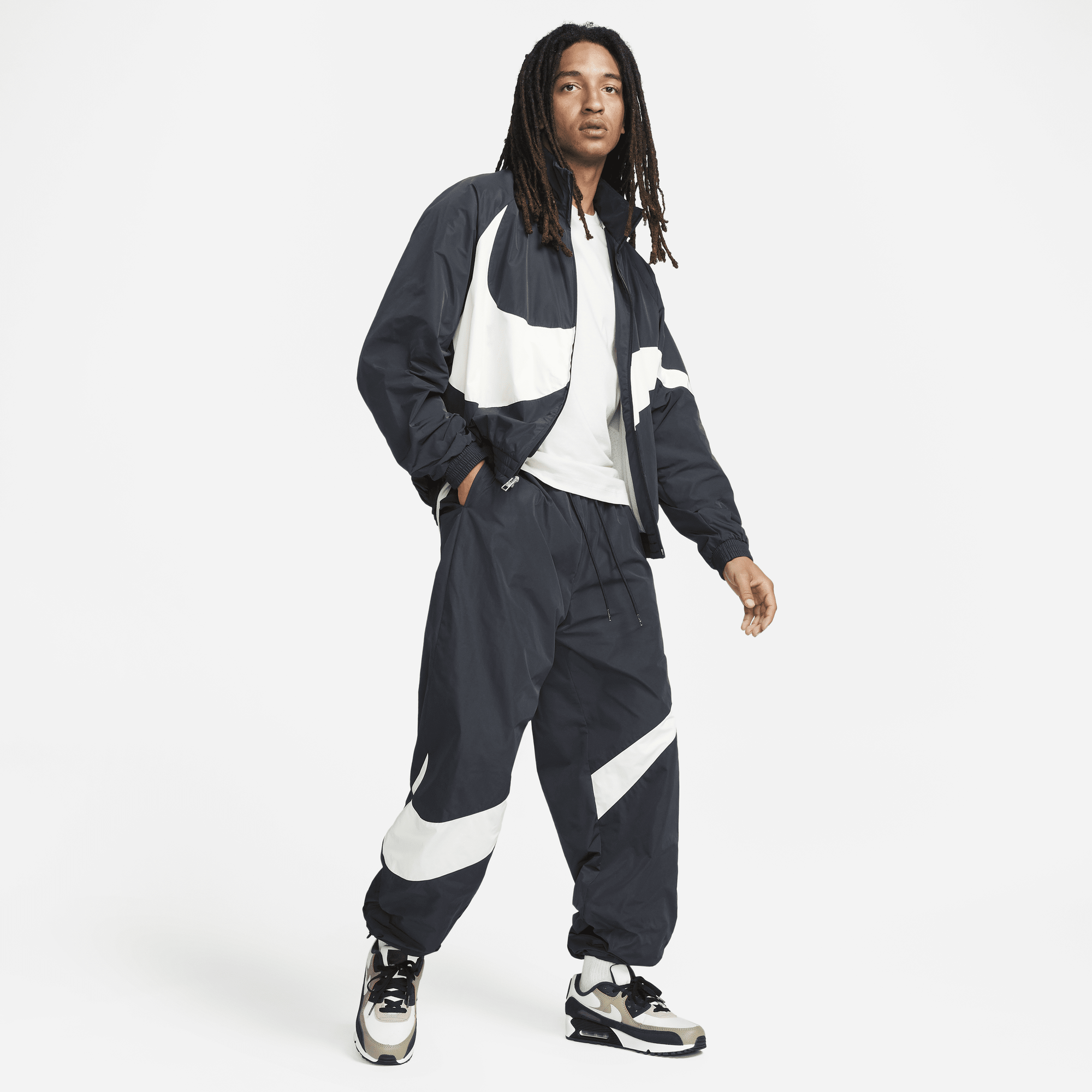 Shop Swoosh Men's Woven Jacket | Nike UAE