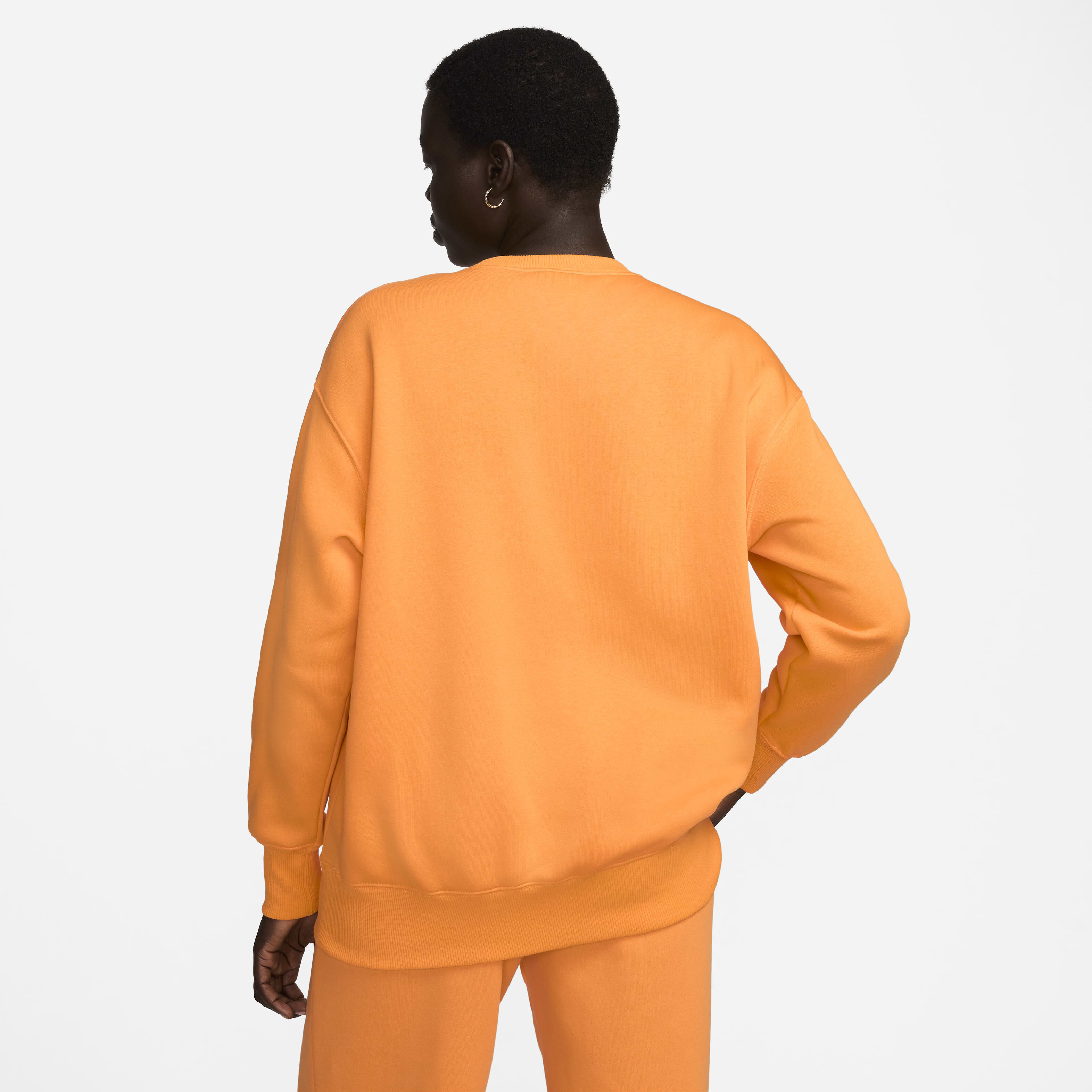 نايكي سبورتسوير فينكس فليس image number 1