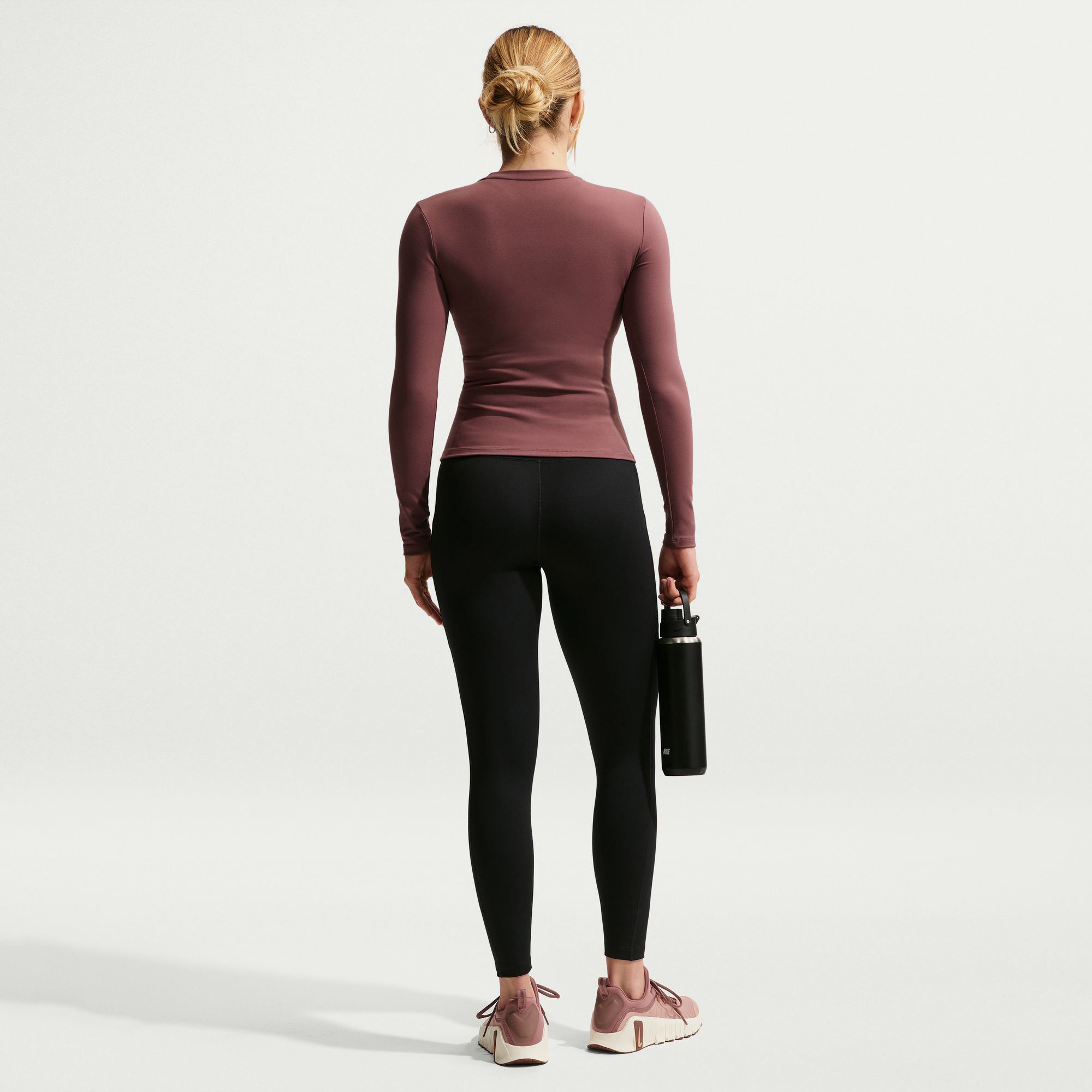 Nike One image number 1