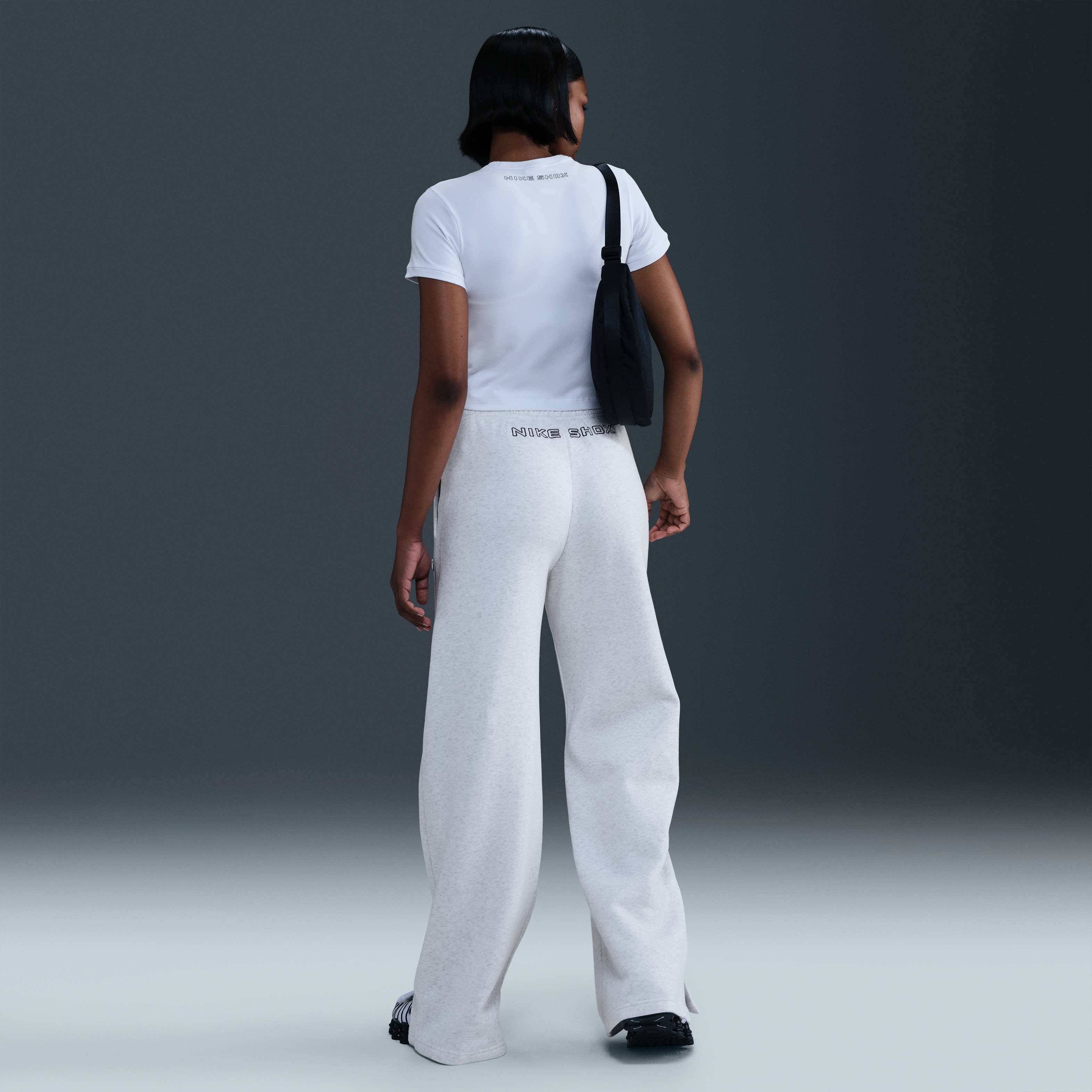 نايكي سورتسوير شوكس image number 4