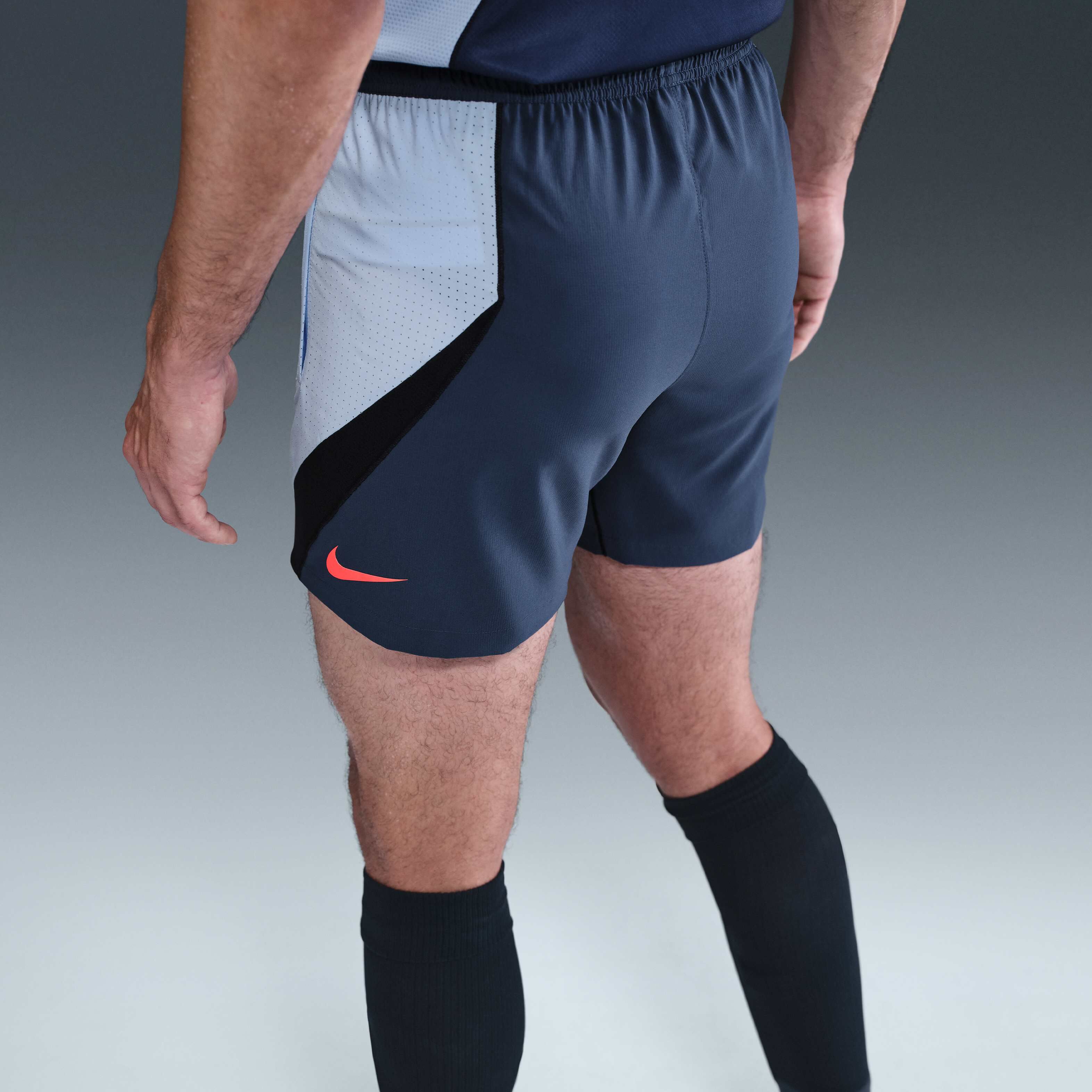 Nike Strike+ image number 2