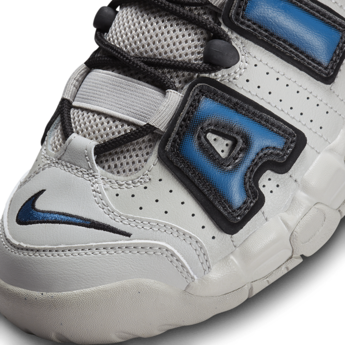 Basket top nike uptempo
