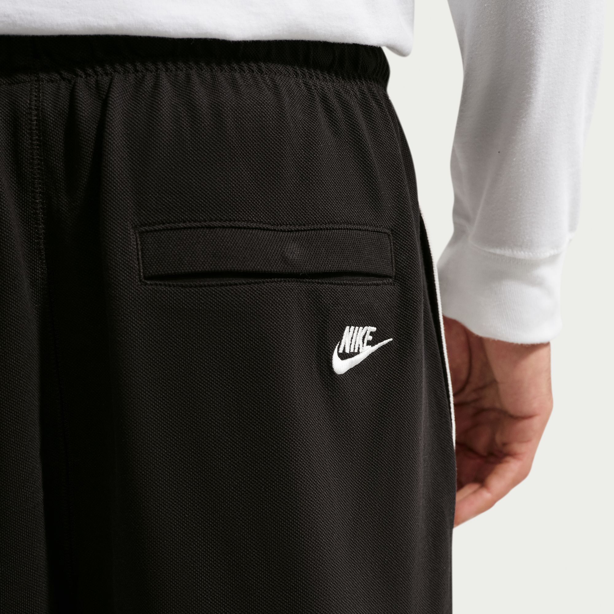 Nike Sportswear Club image number 3