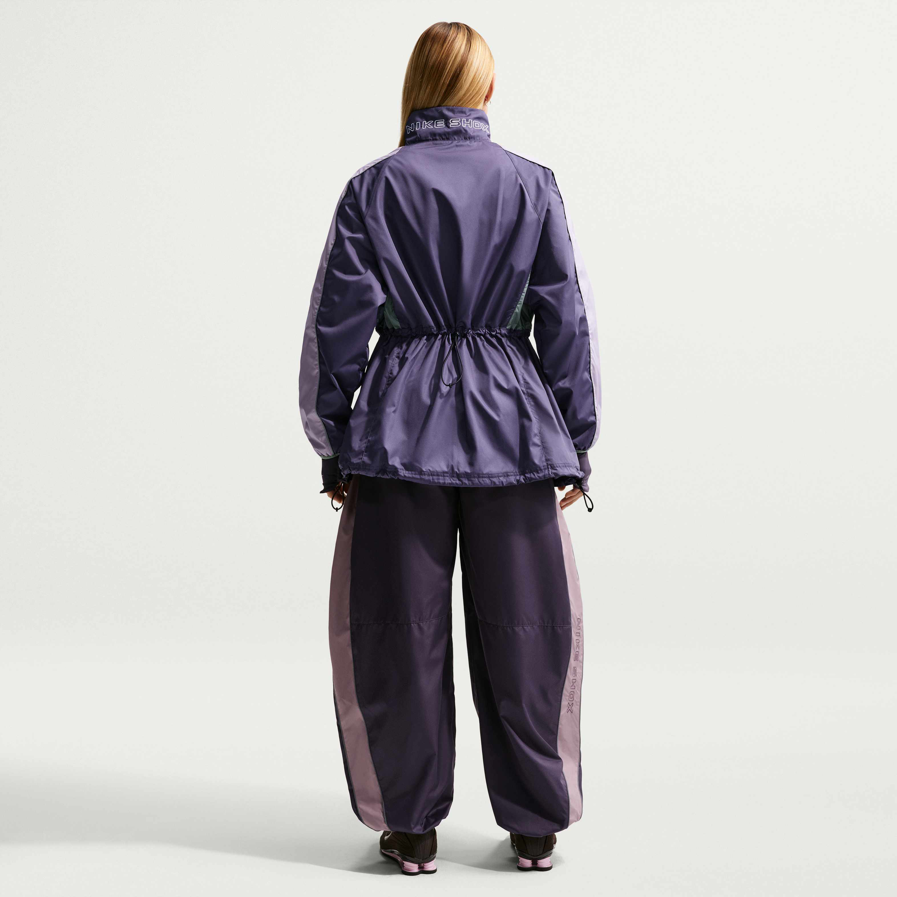 نايكي سبورتسوير شوكس image number 4