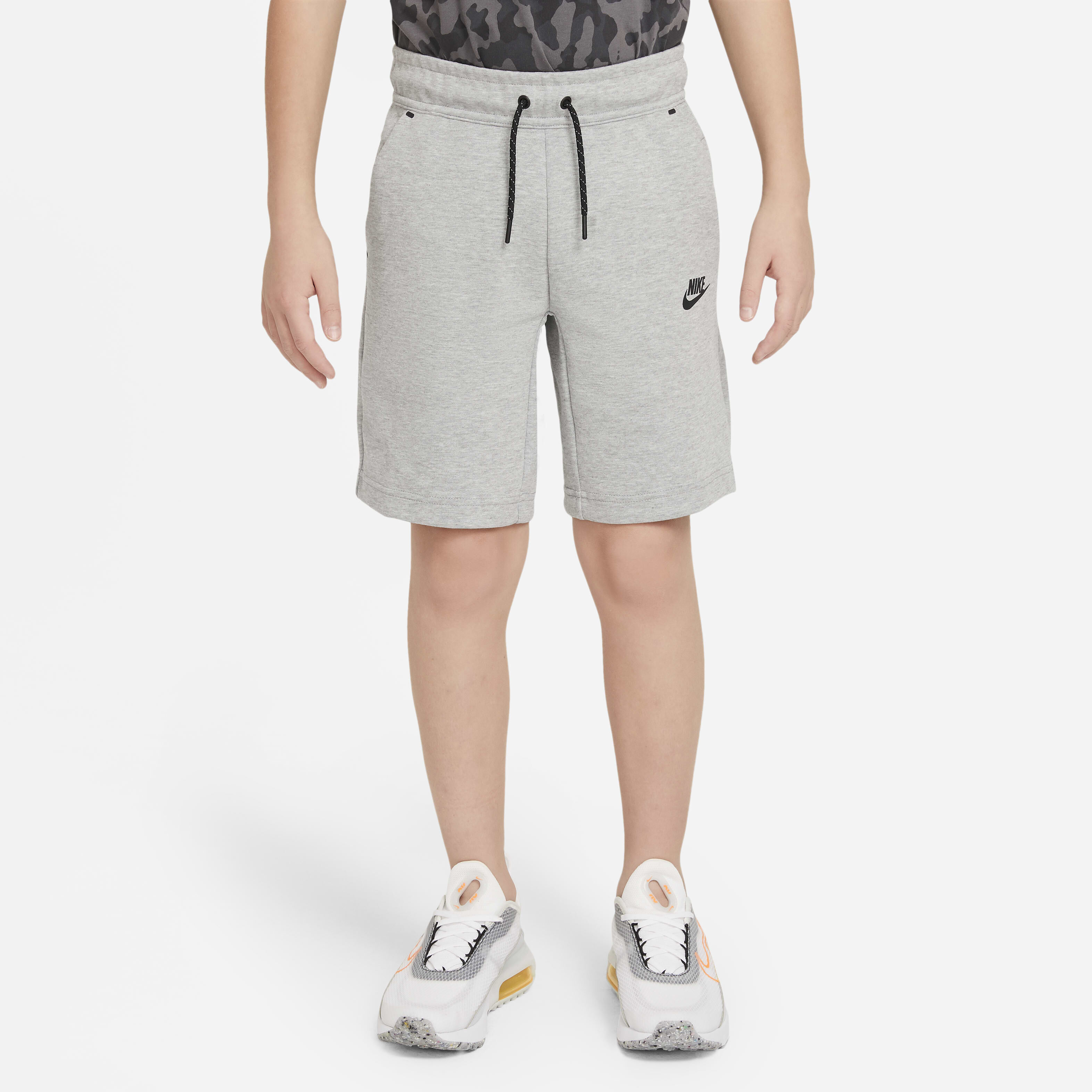 Nike tech fleece short junior new arrivals