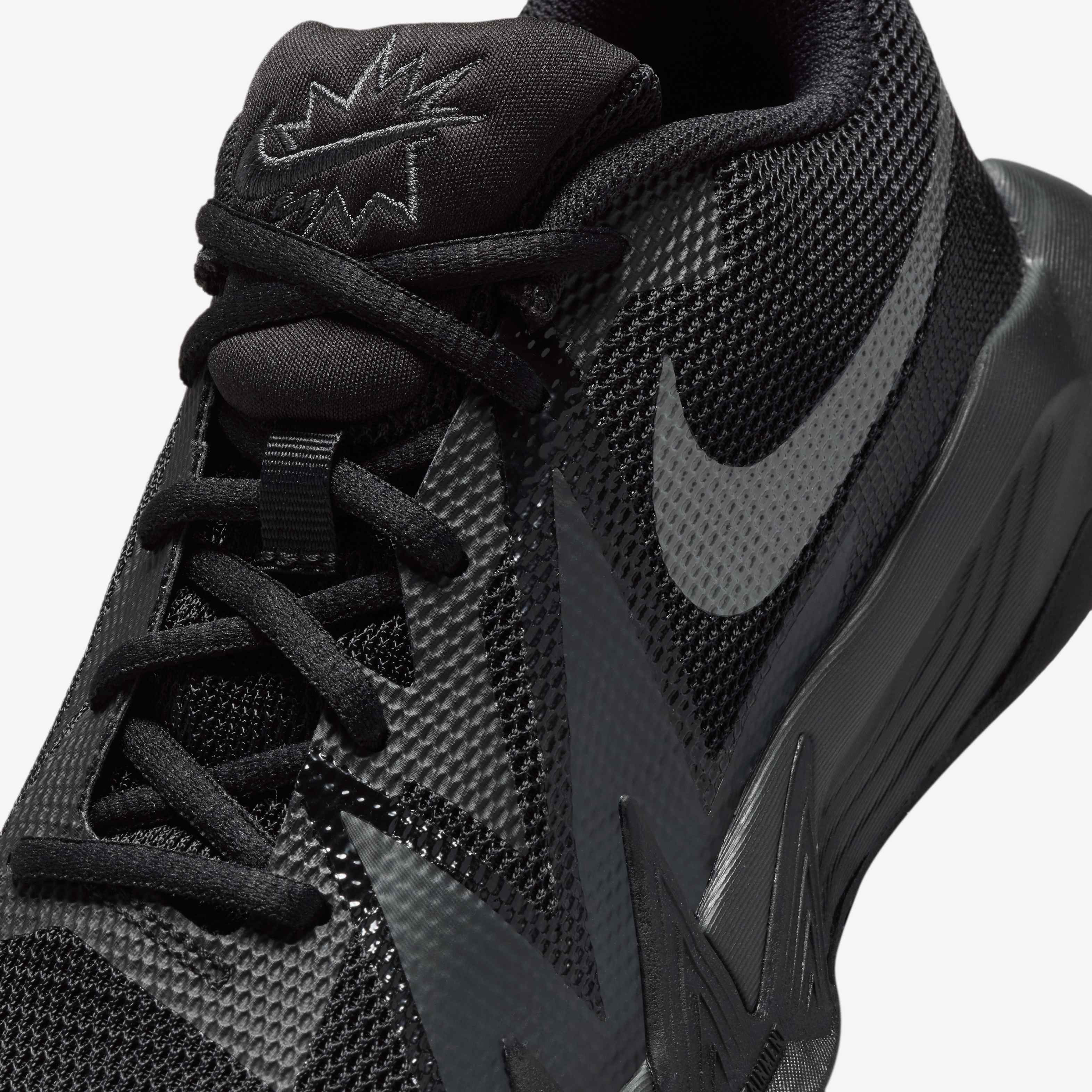 Nike S.T. Dynamite image number 6