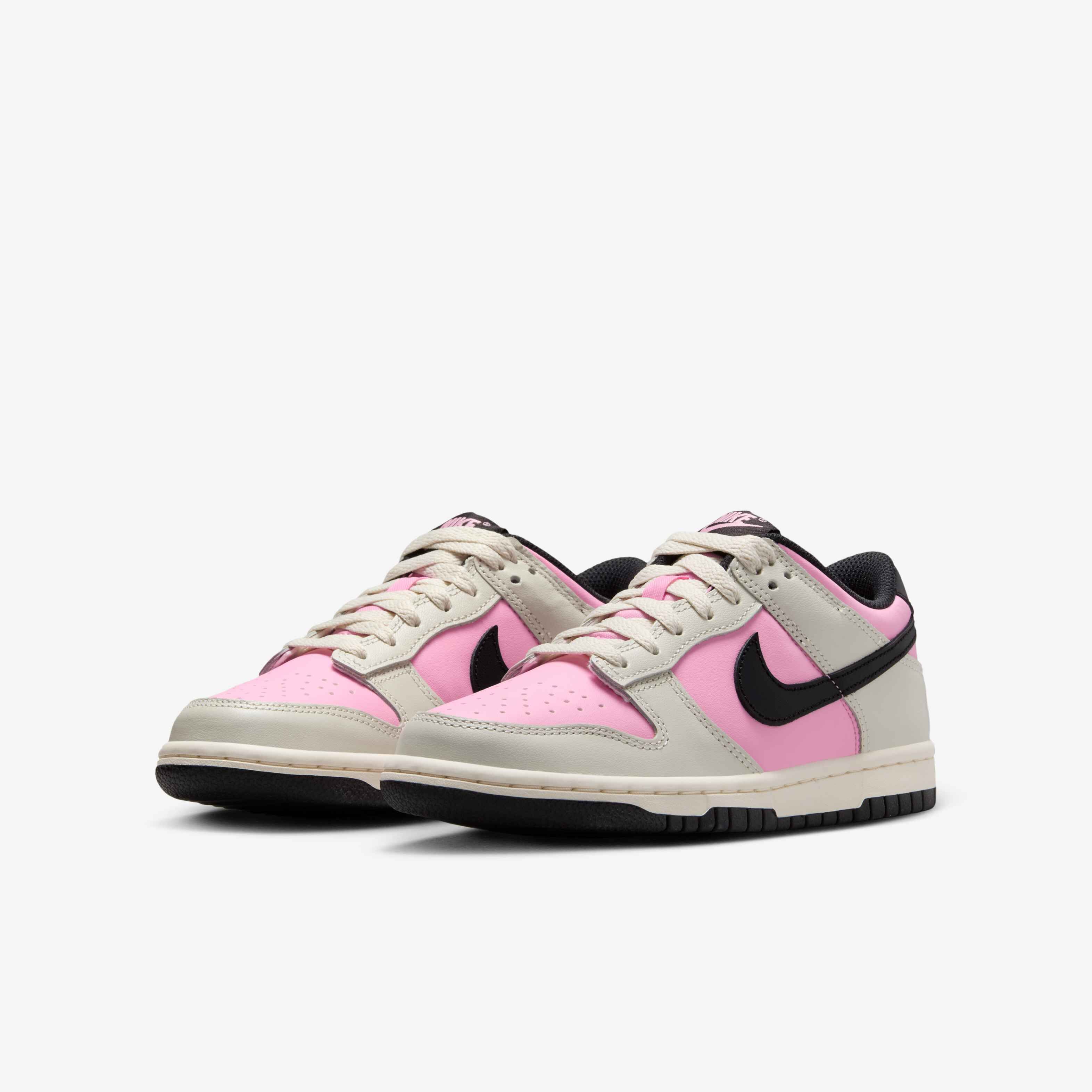 Nike Dunk Low image number 4