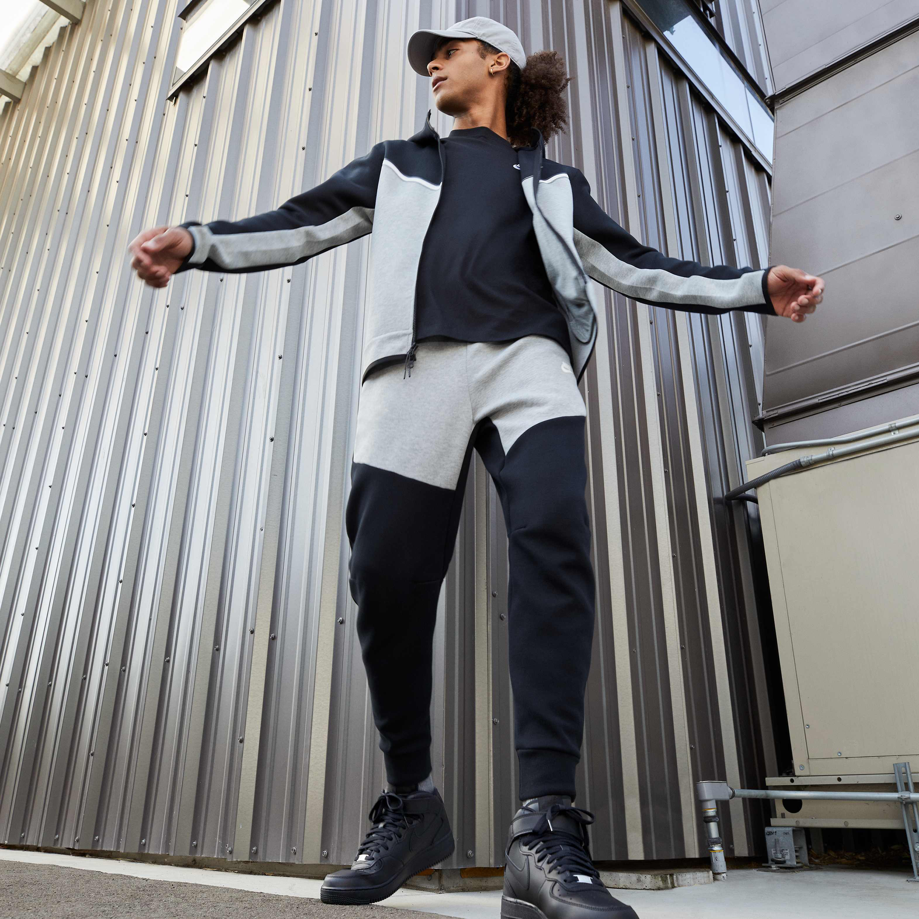 Nike Air Force 1 Mid '07 image number 7