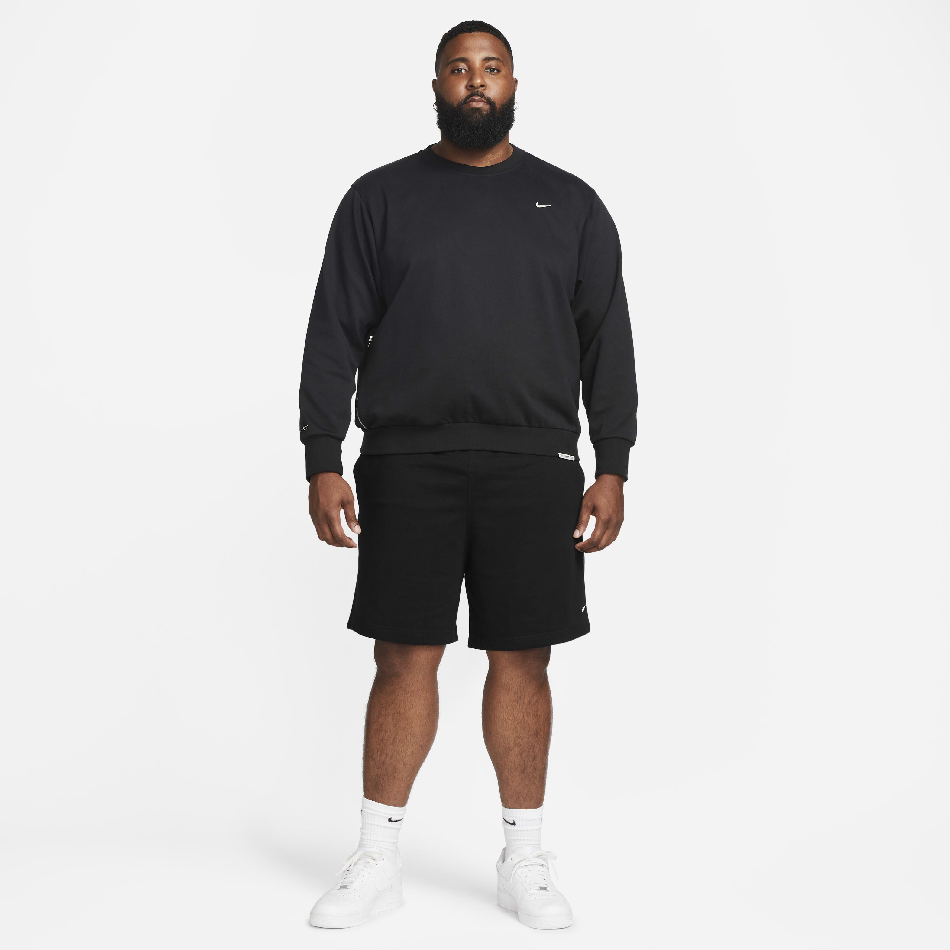 Nike Standard Issue image number 14