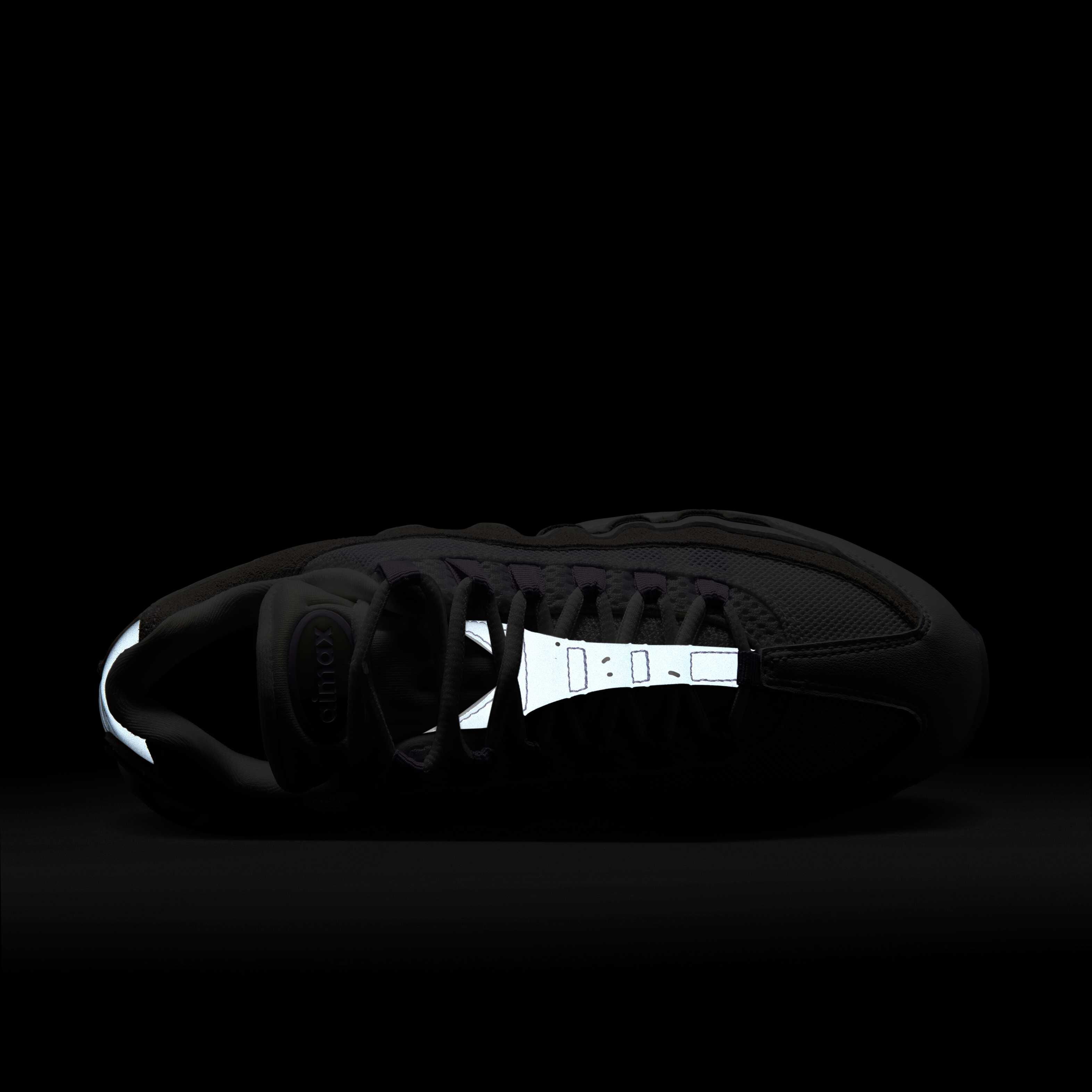 Nike Air Max 95 image number 8