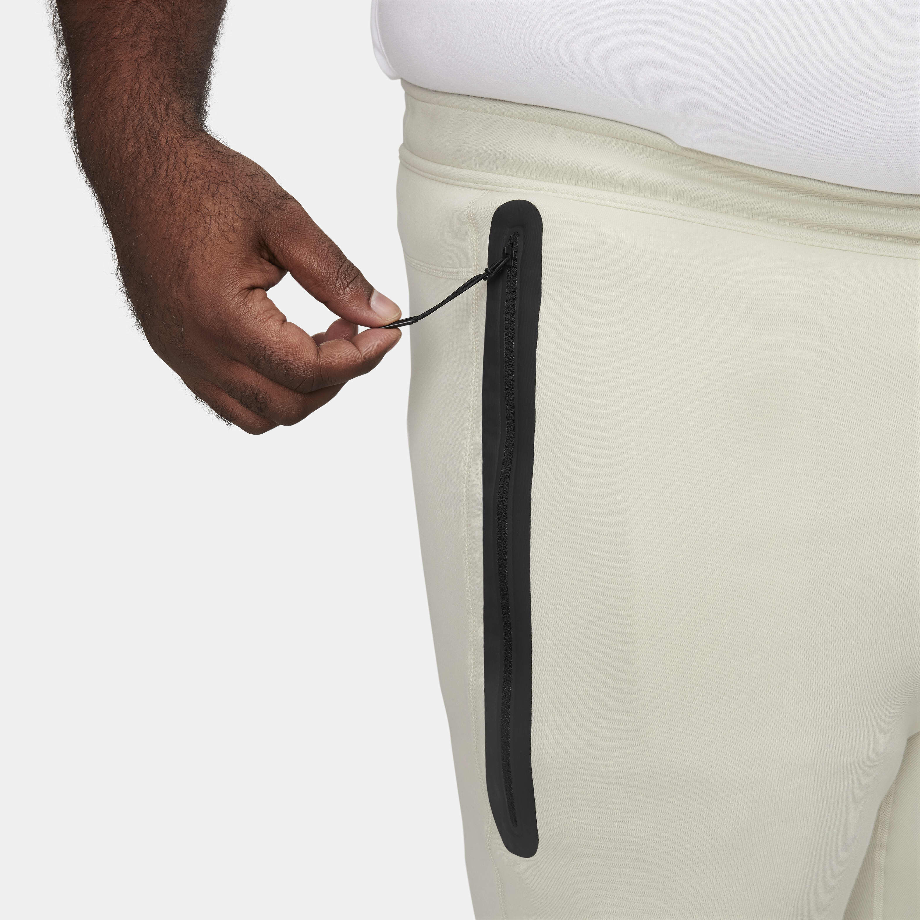 Nike Sportswear Tech Fleece image number 14