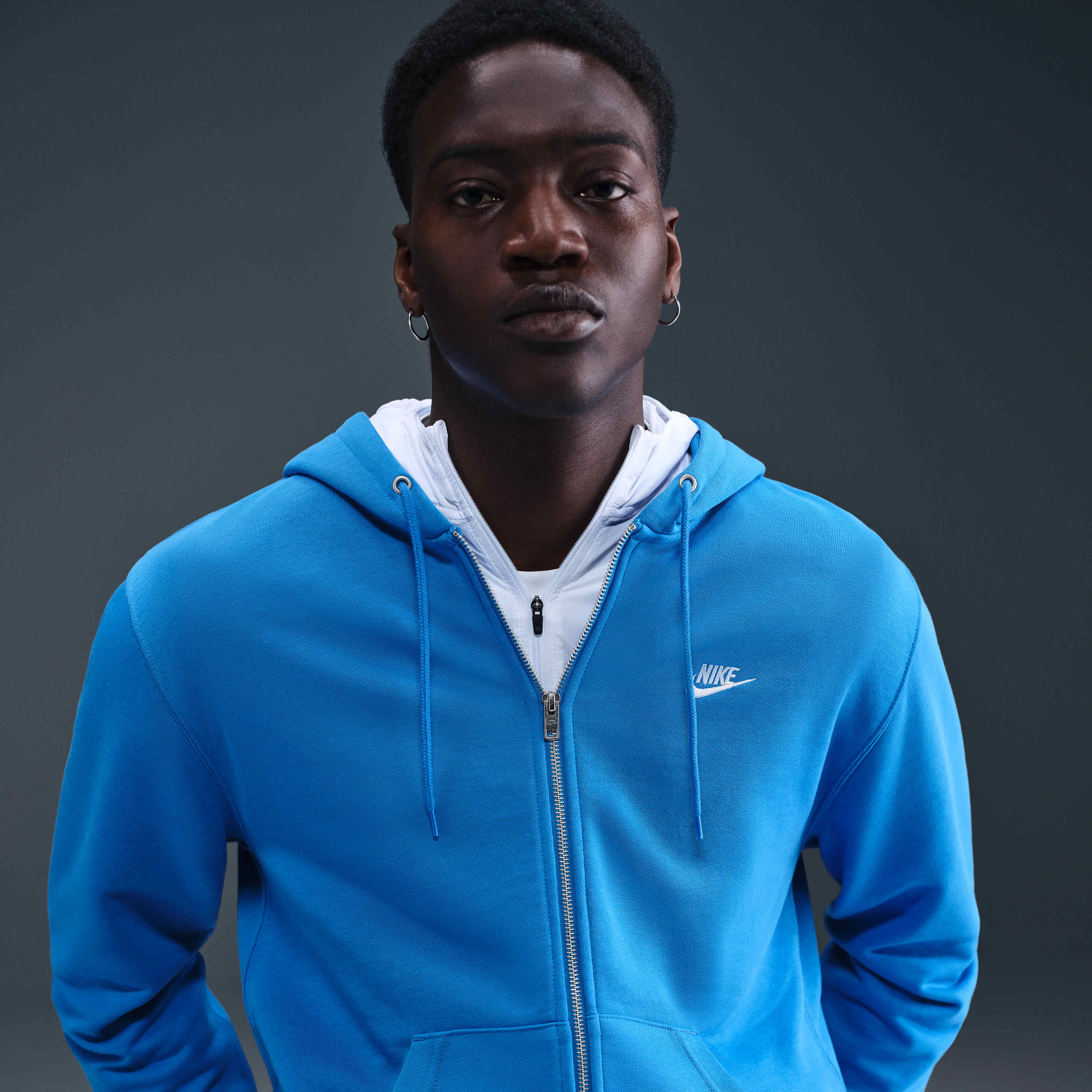 Nike Club image number 2