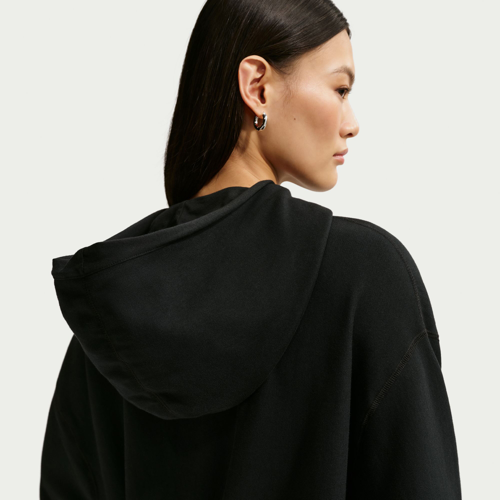 نايكي سبورتسوير image number 3