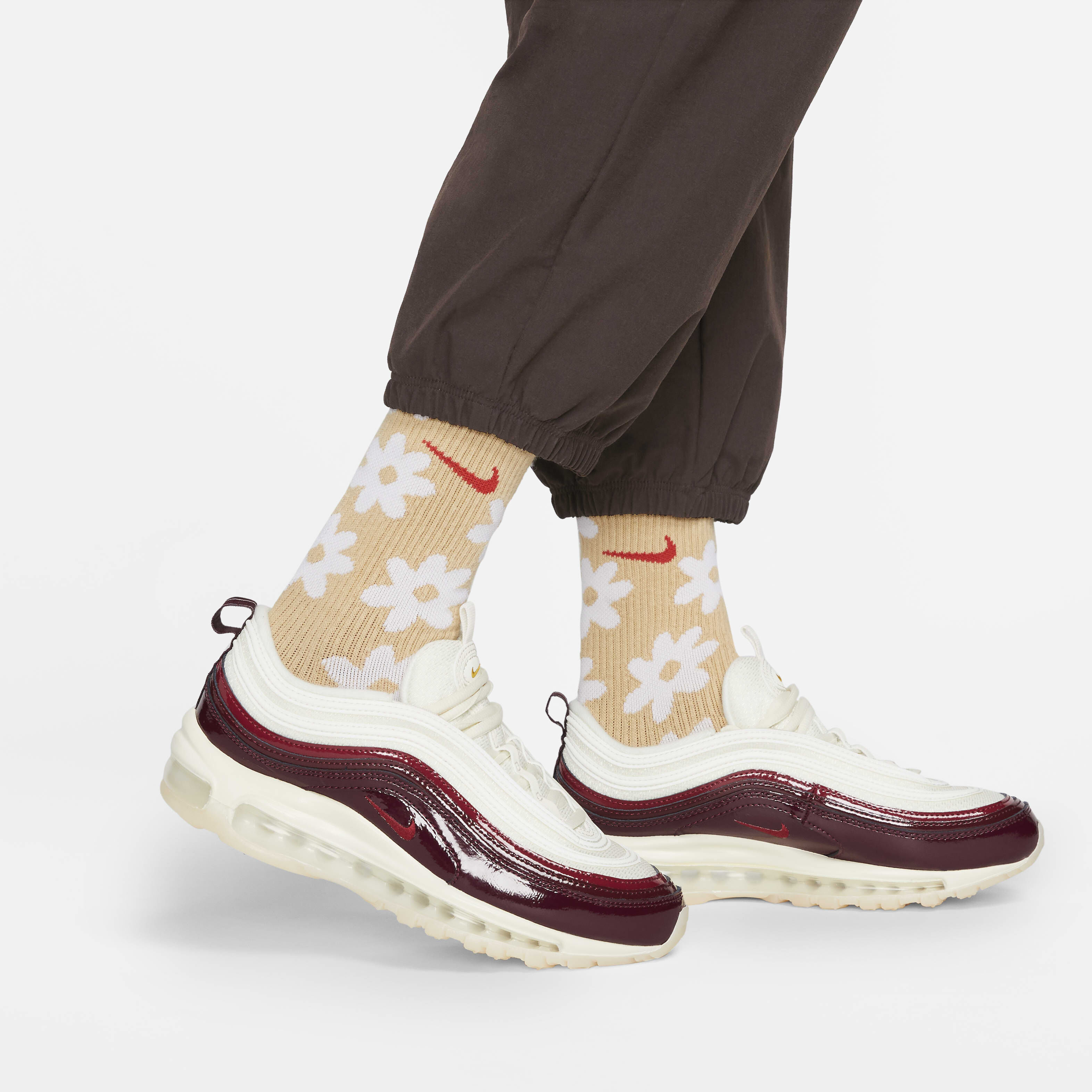 نايكي سبورتسوير image number 5