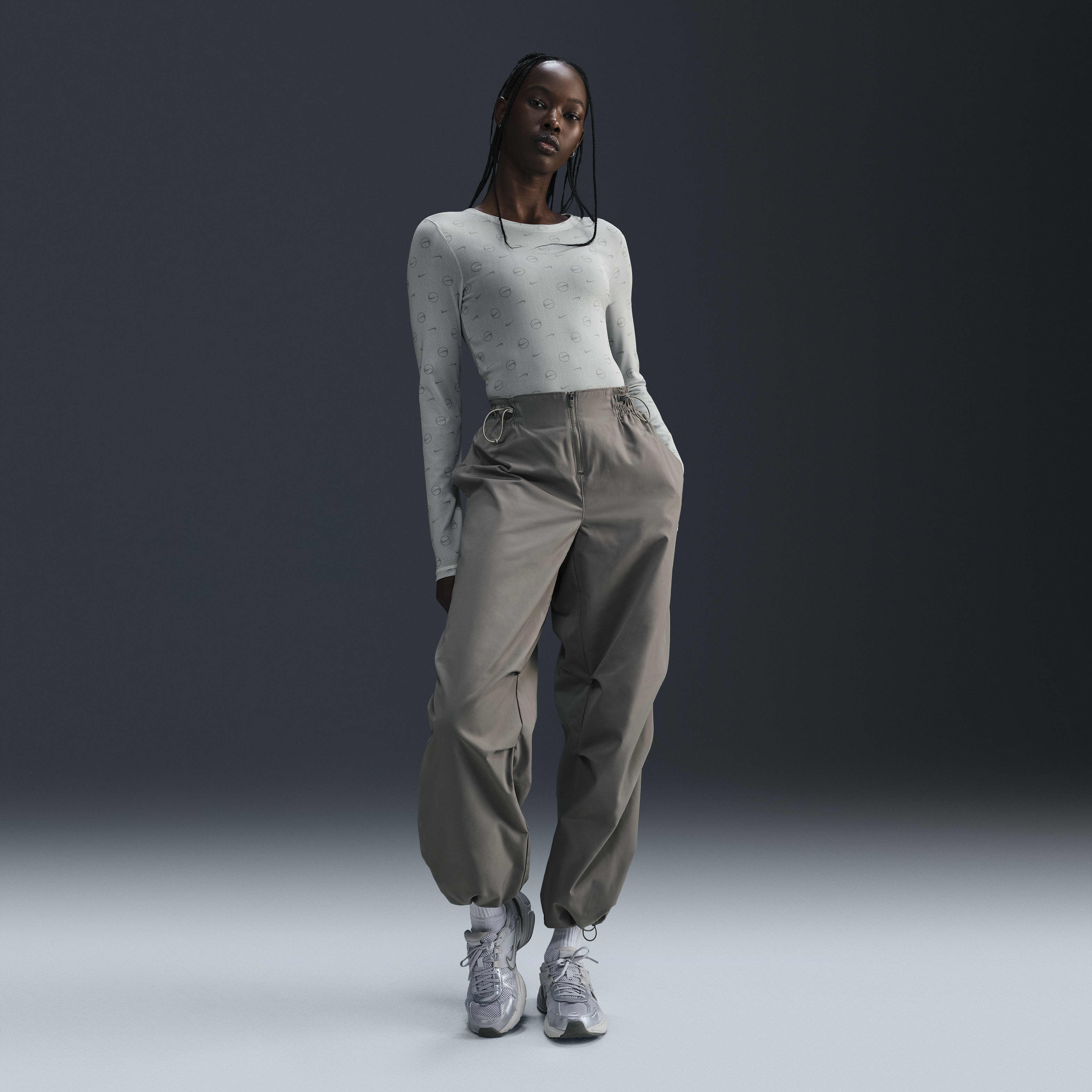 نايكي سبورتسوير image number 3