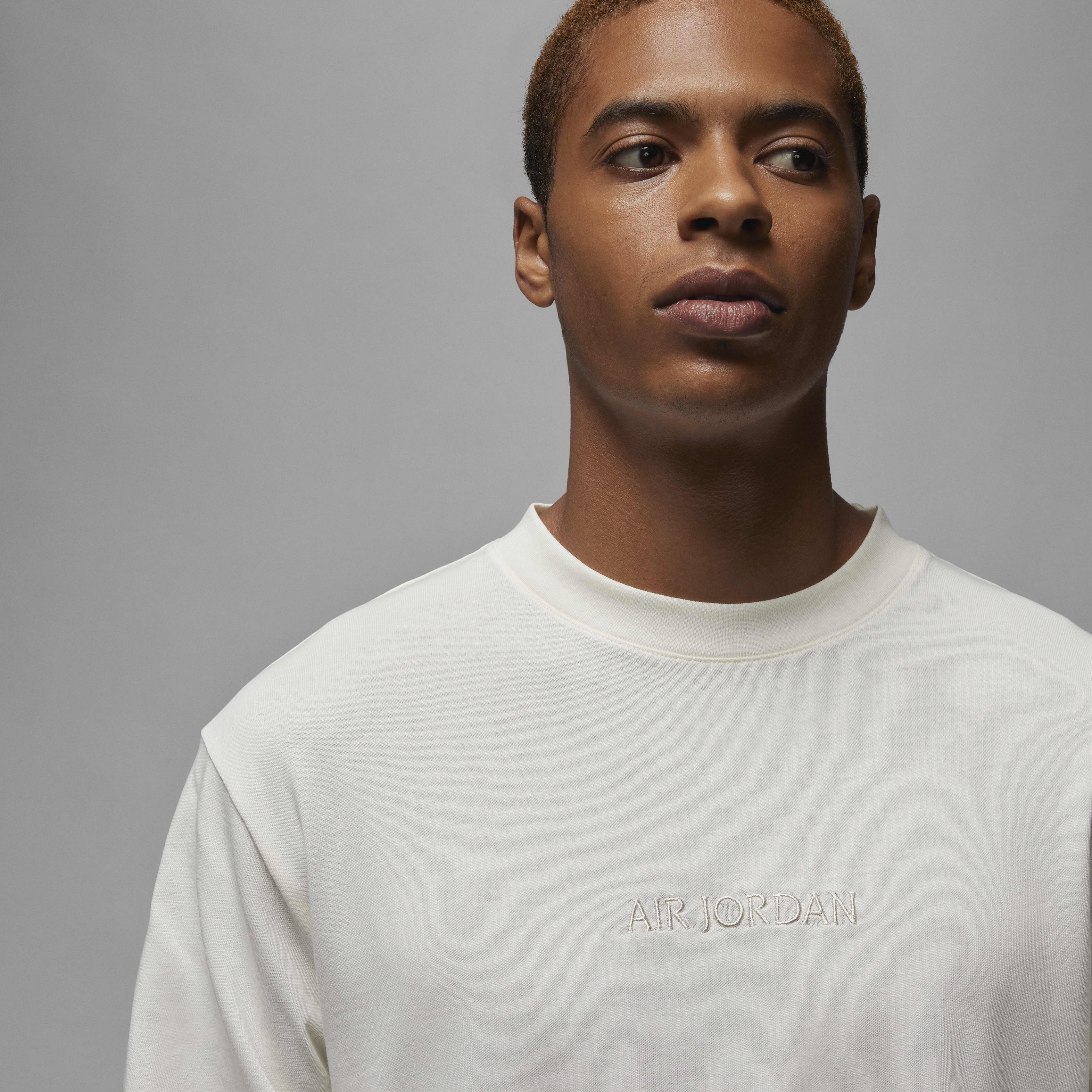 Buy Jordan Wordmark Men's Long-Sleeve T-Shirt - Sail | Nike