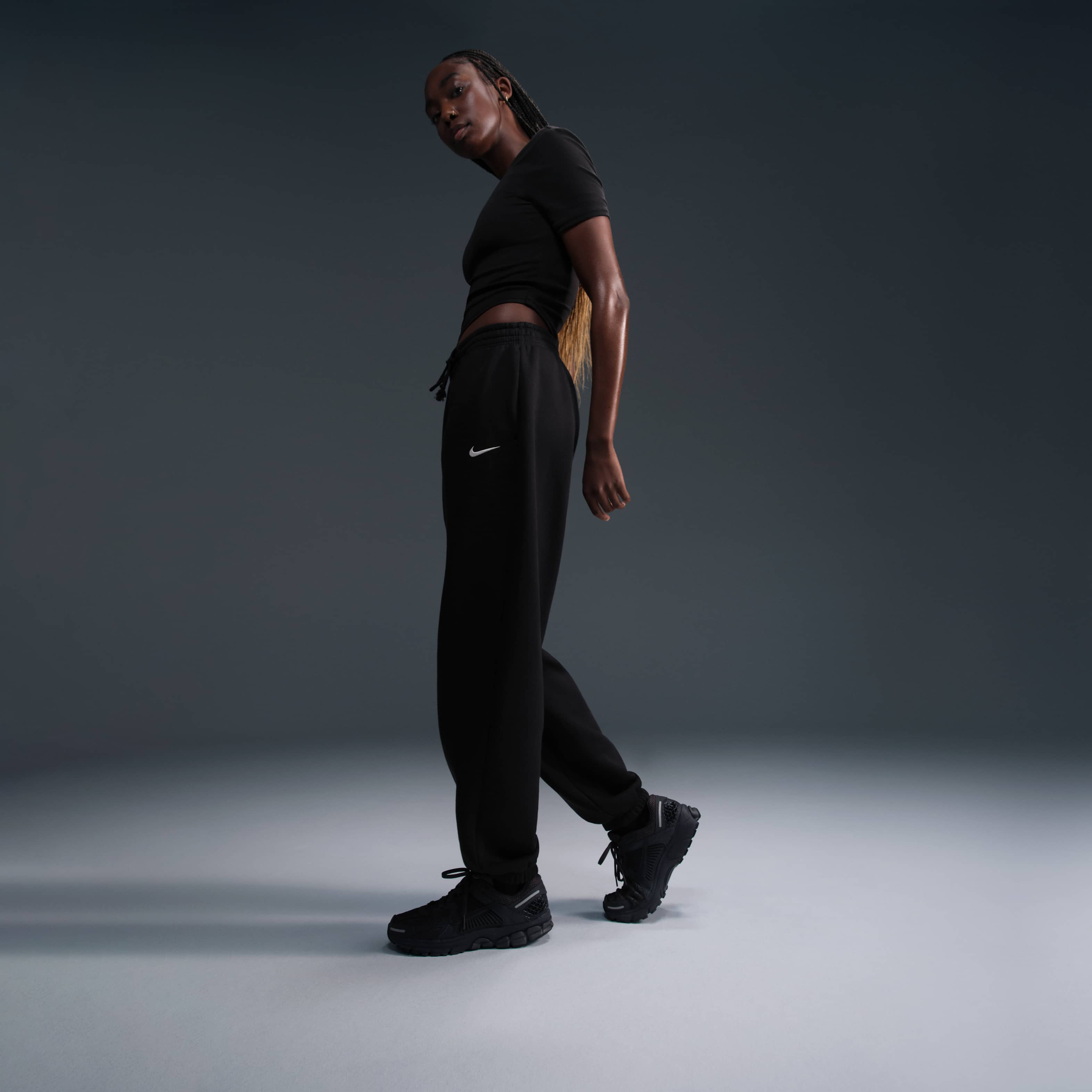 نايكي سبورتسوير فينيكس فليس image number 1