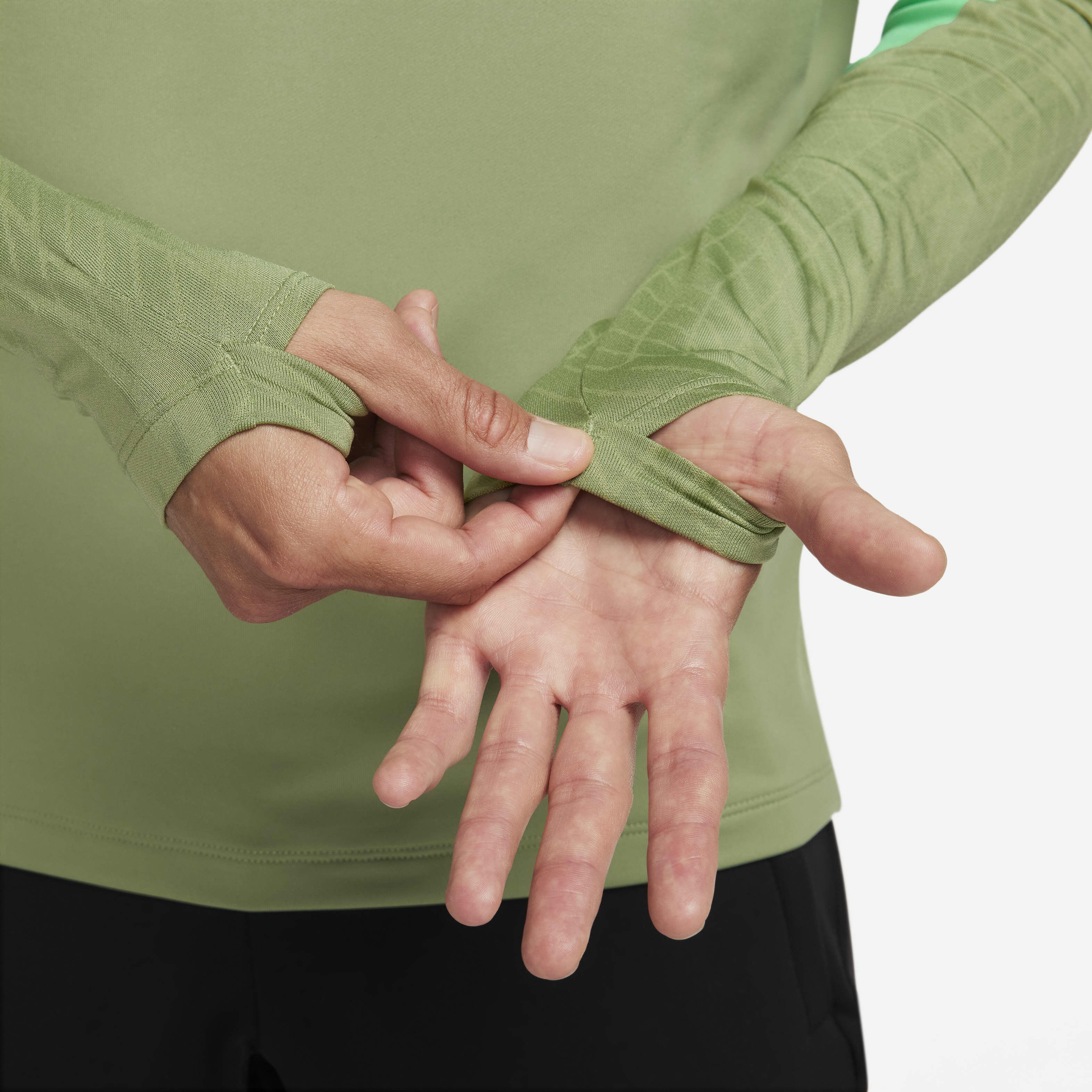 أتلتيكو دي مدريد سترايك image number 5