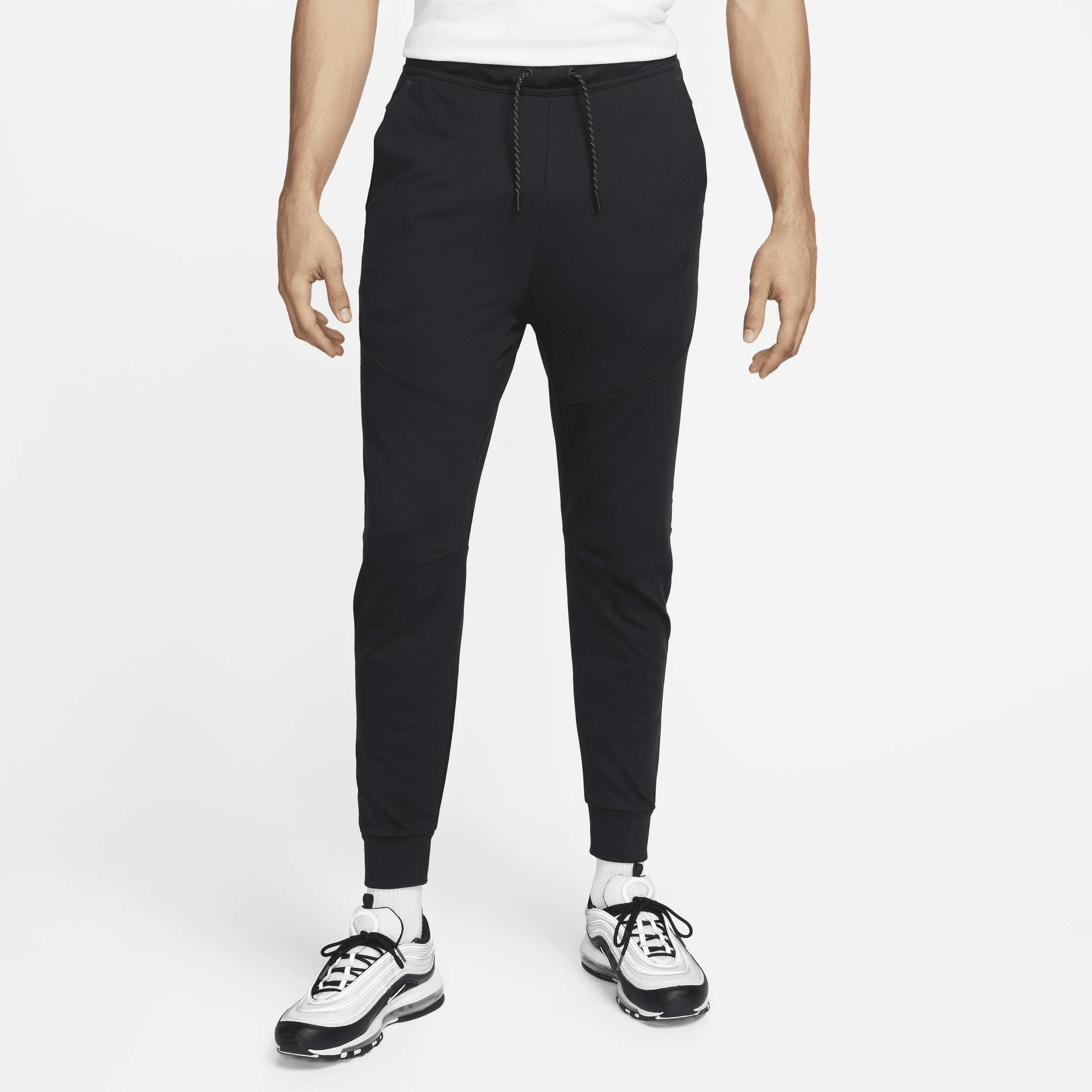 Nike tech slim fit hotsell joggers