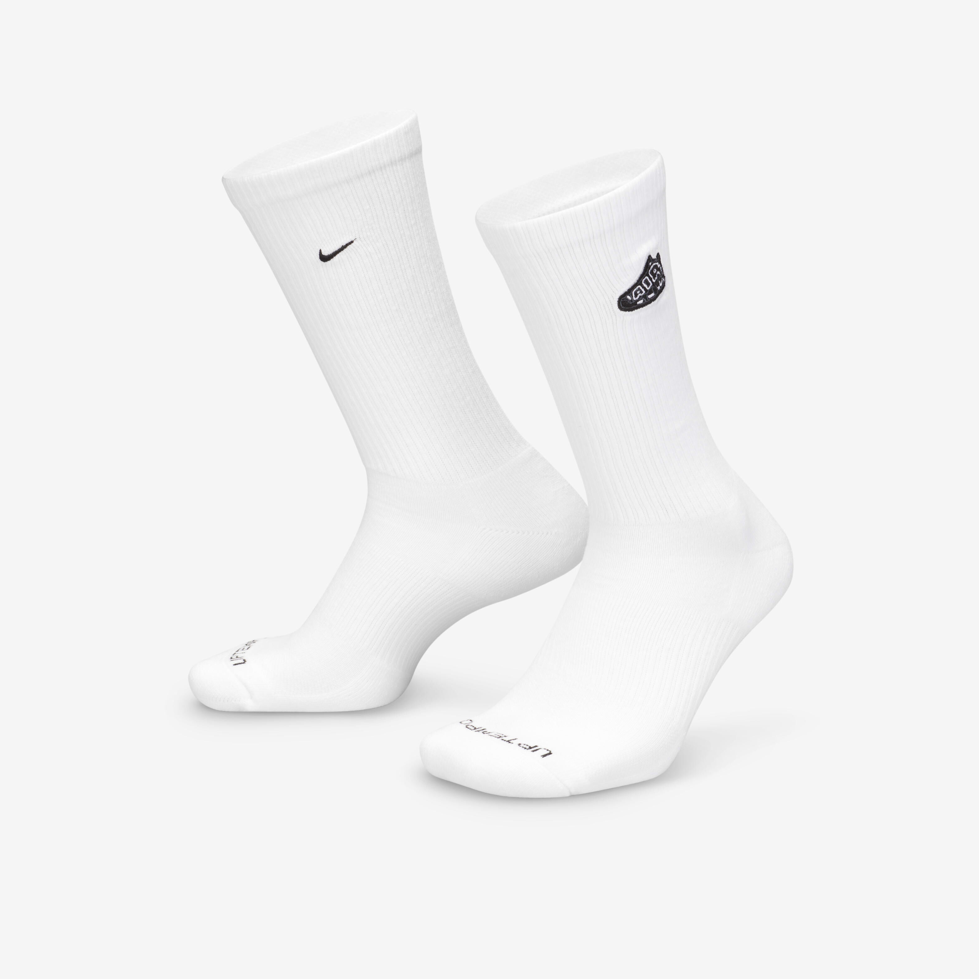 Long white socks nike clearance
