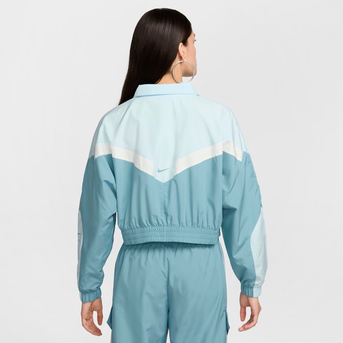 نايكي سبورتسوير image number 1 نايكي سبورتسوير image number 1