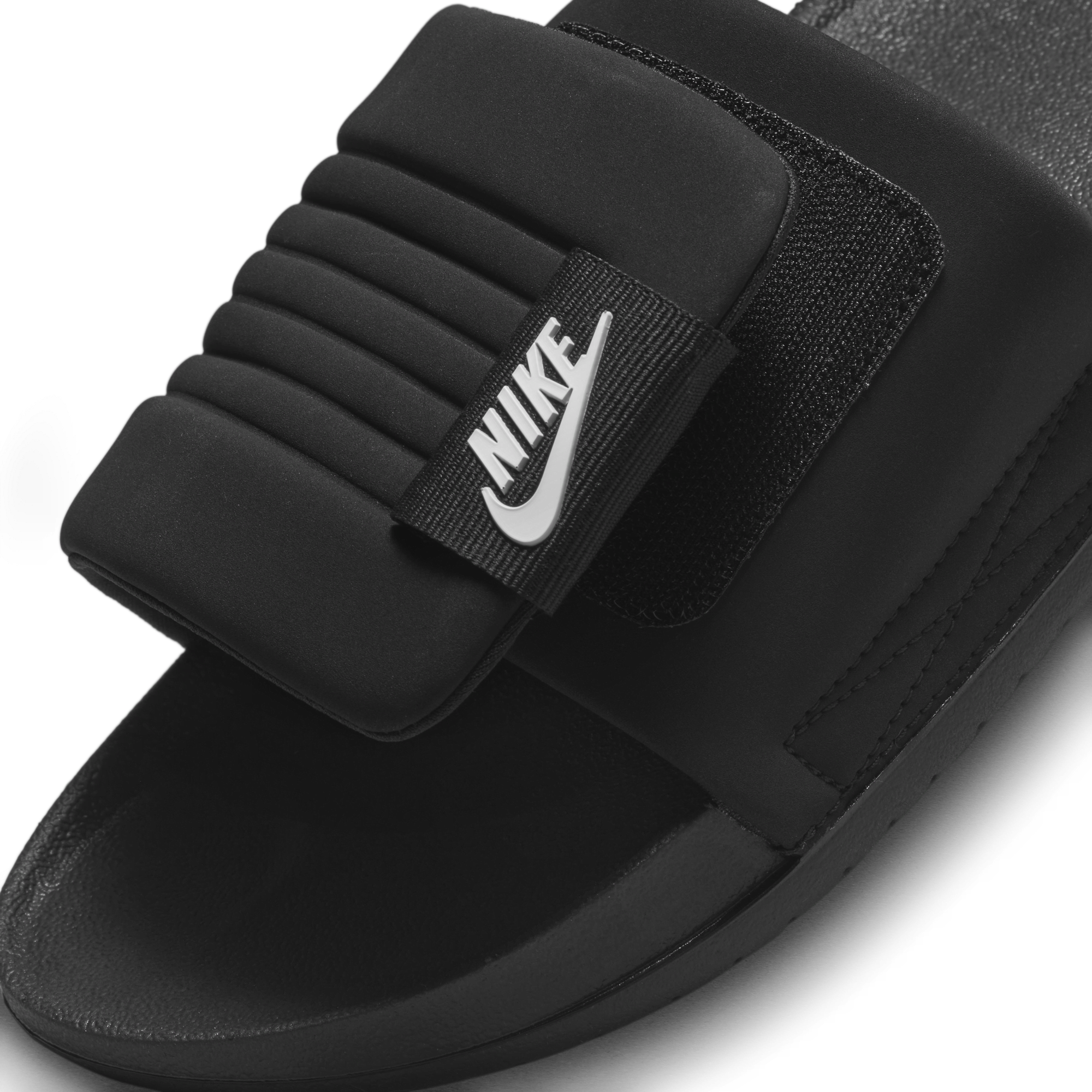 Padded nike best sale slides