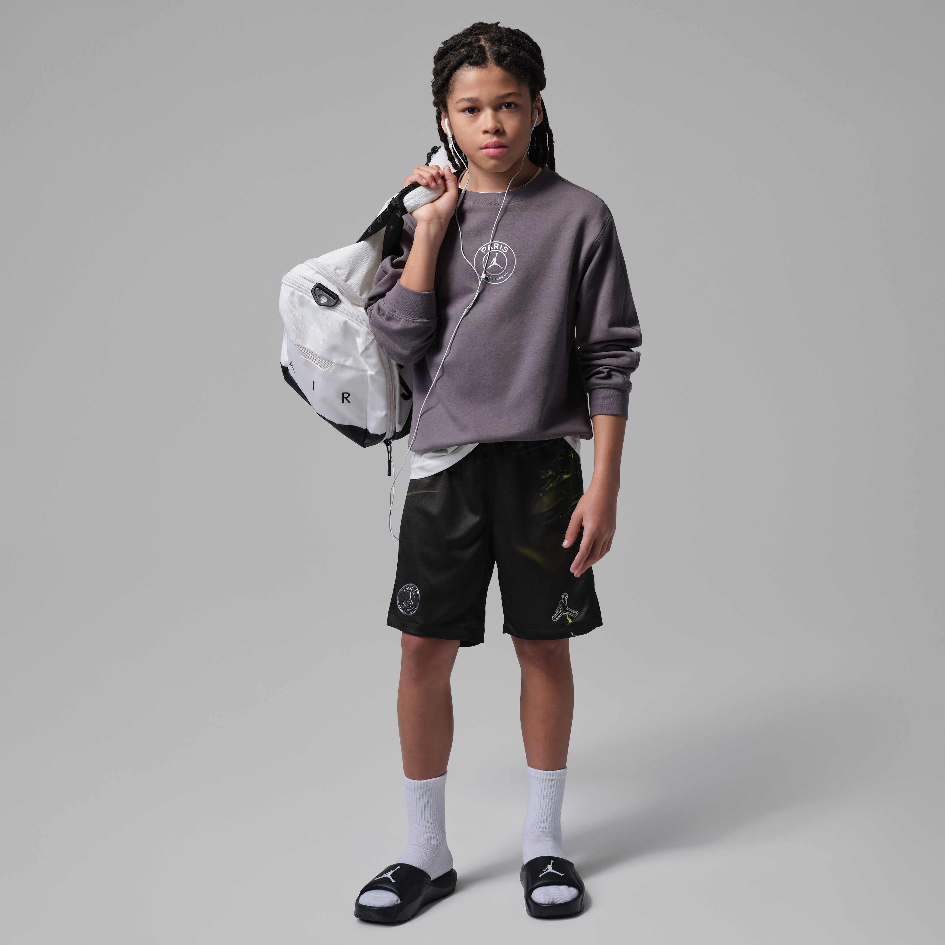 Paris Saint-Germain 2026 Stadium Night Edition image number 6